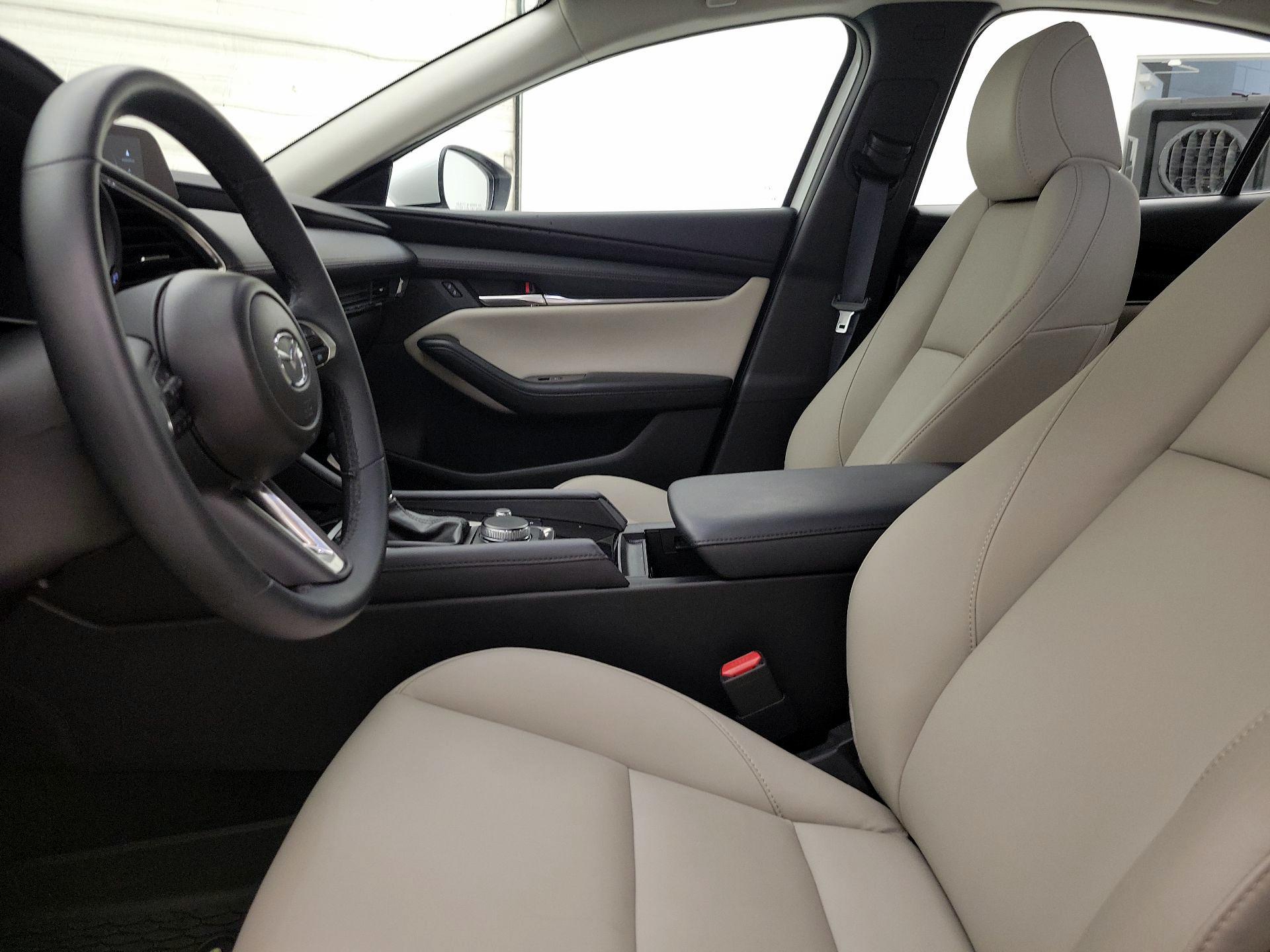 Thumbnail: 2025 Mazda Mazda3 - 11