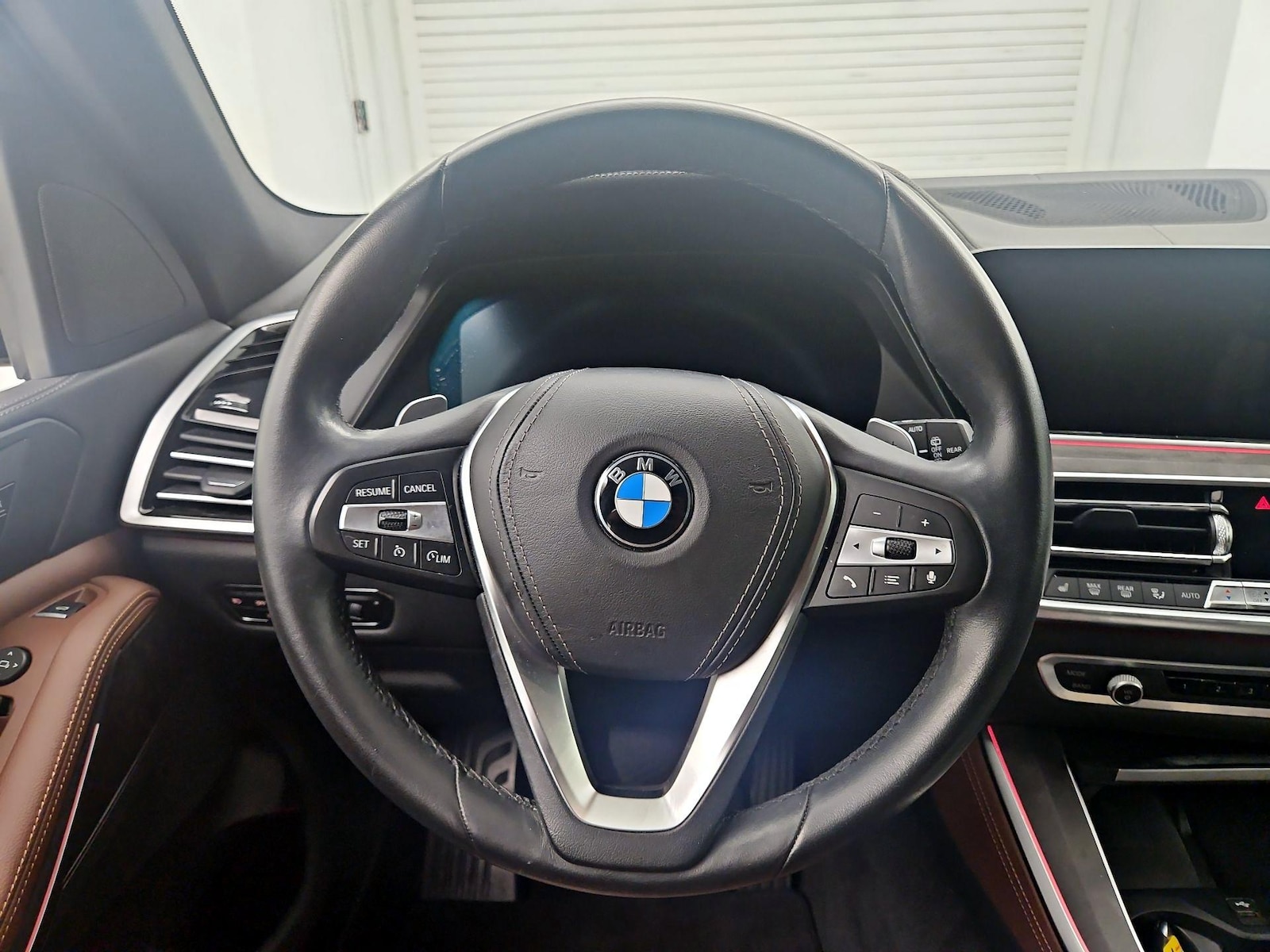 2020 BMW X5 40i - Photo 11
