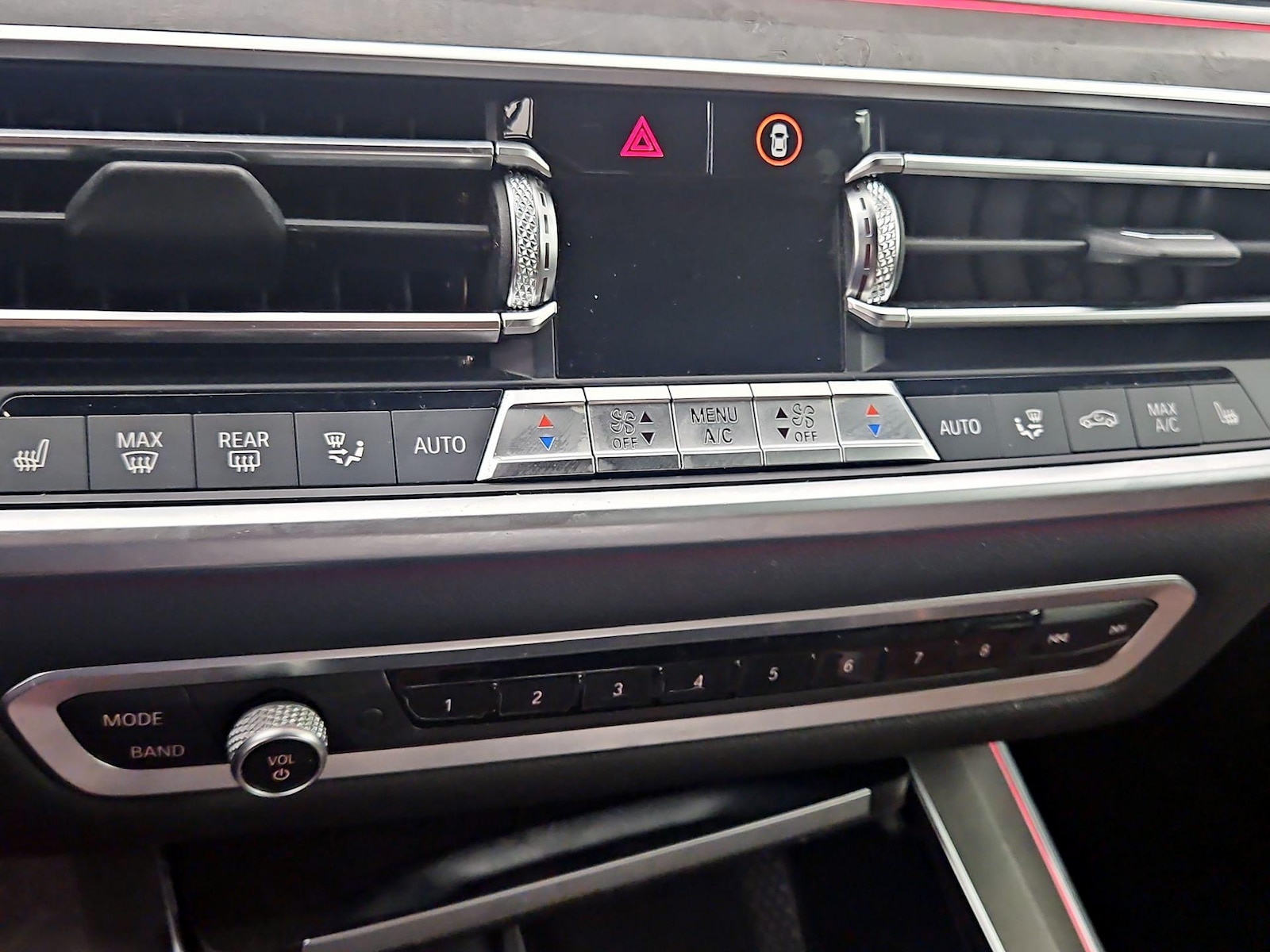 2020 BMW X5 40i - Photo 18