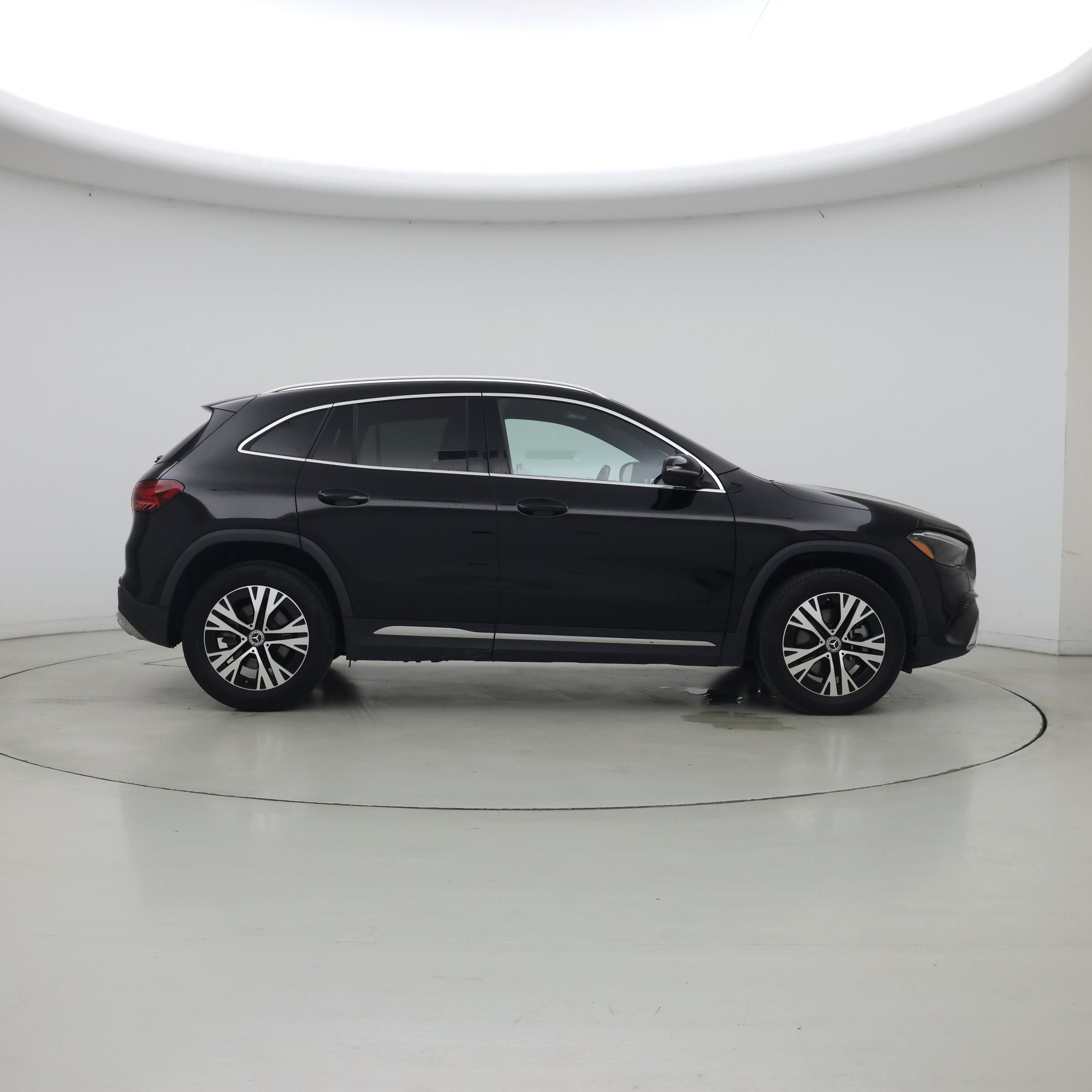 Thumbnail: 2025 Mercedes-Benz GLA - 7