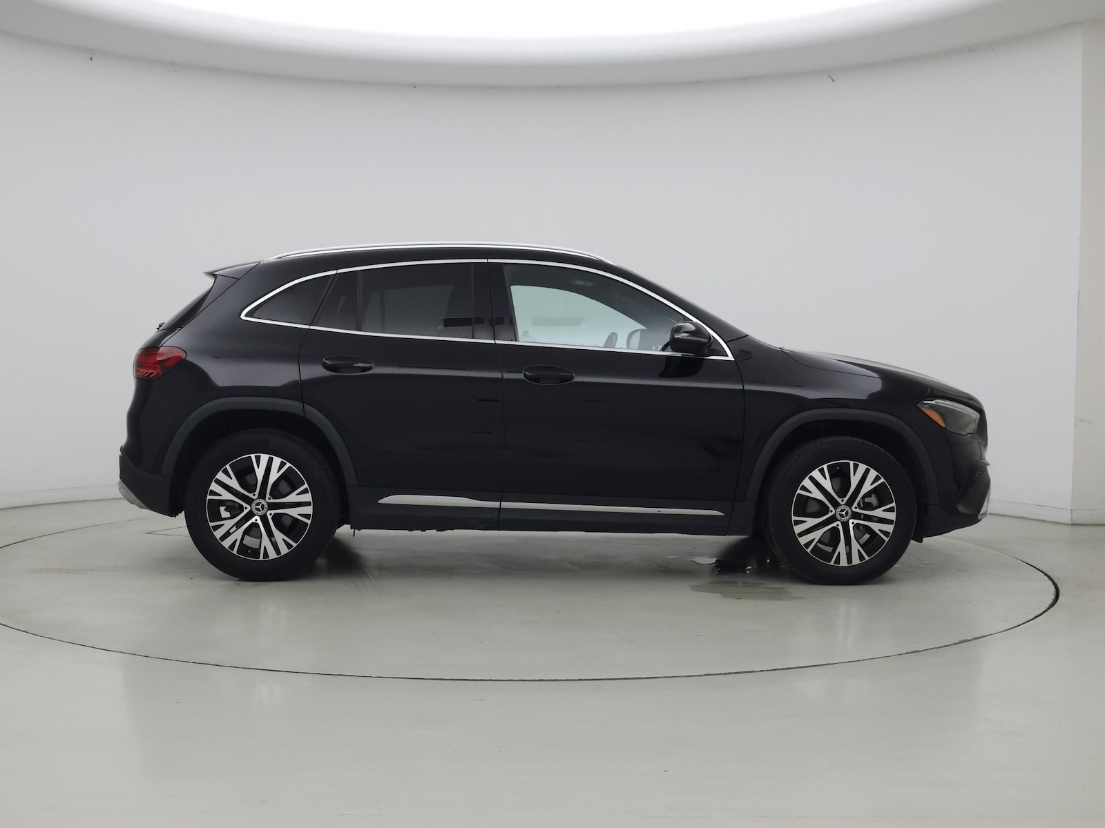 2025 Mercedes-Benz GLA GLA250 - Photo 8