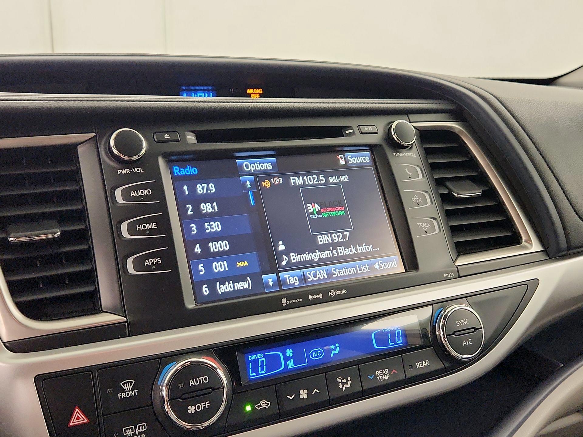 Thumbnail: 2018 Toyota Highlander - 13