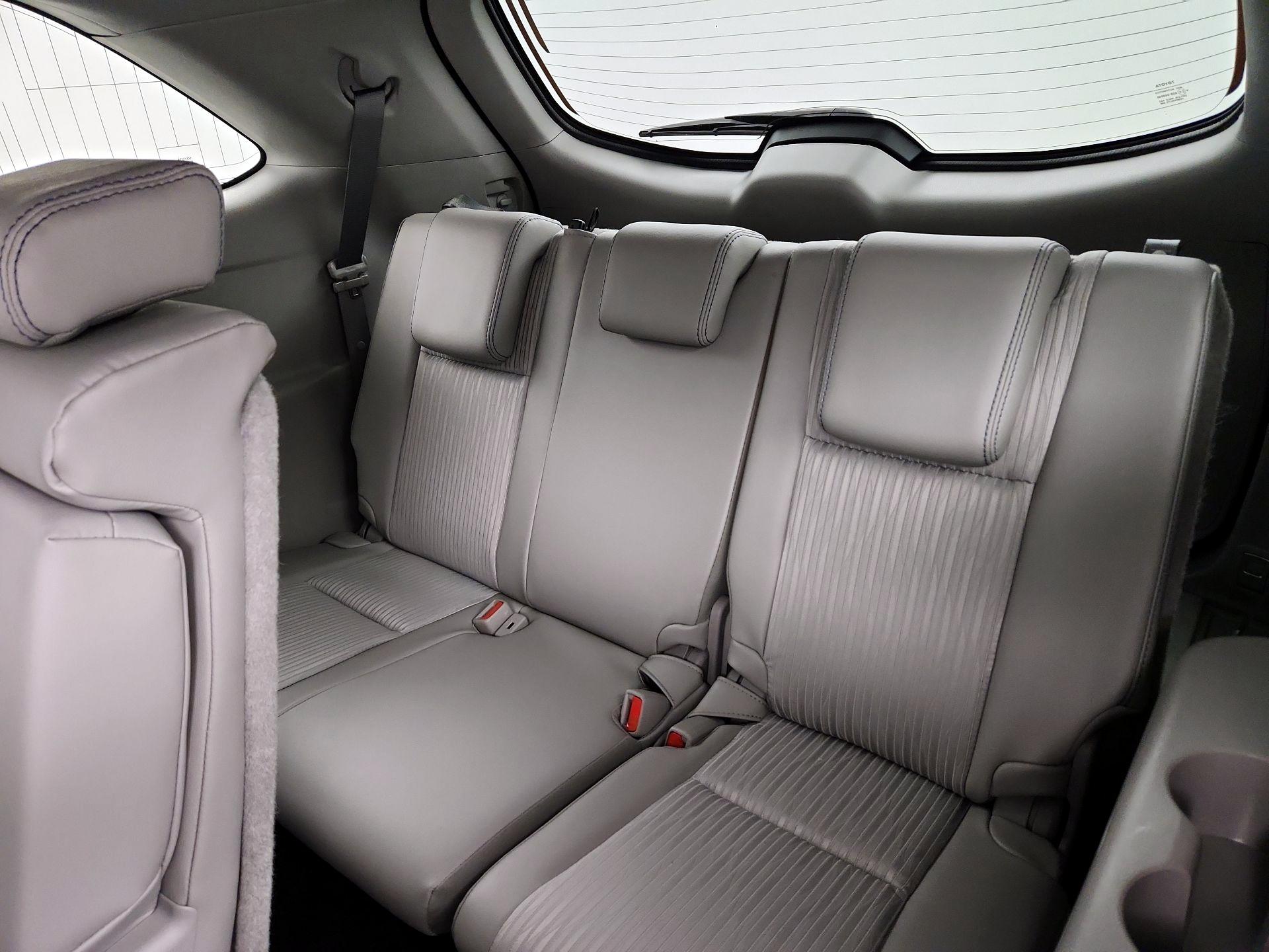 Thumbnail: 2018 Toyota Highlander - 18