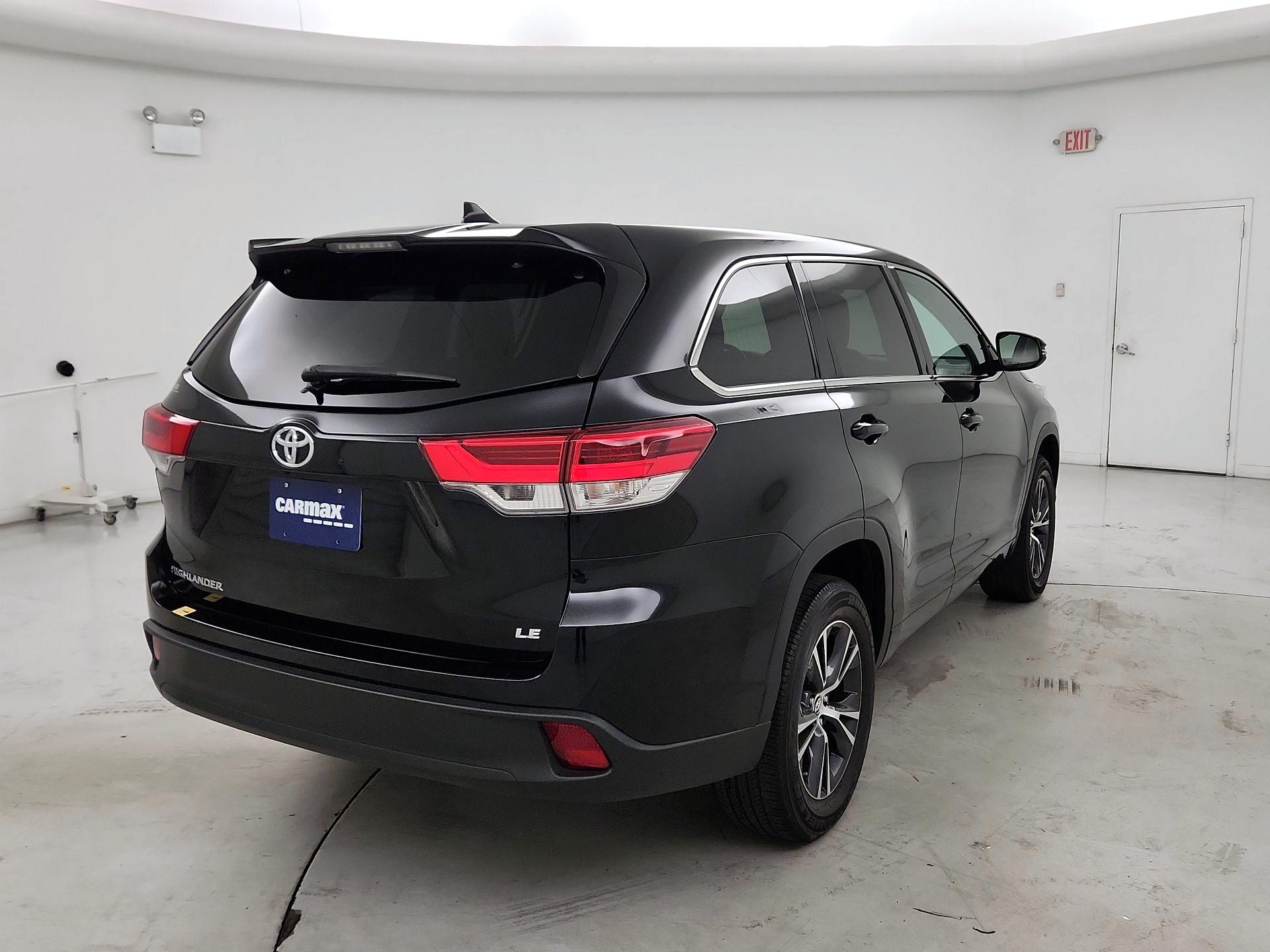 Thumbnail: 2018 Toyota Highlander - 5