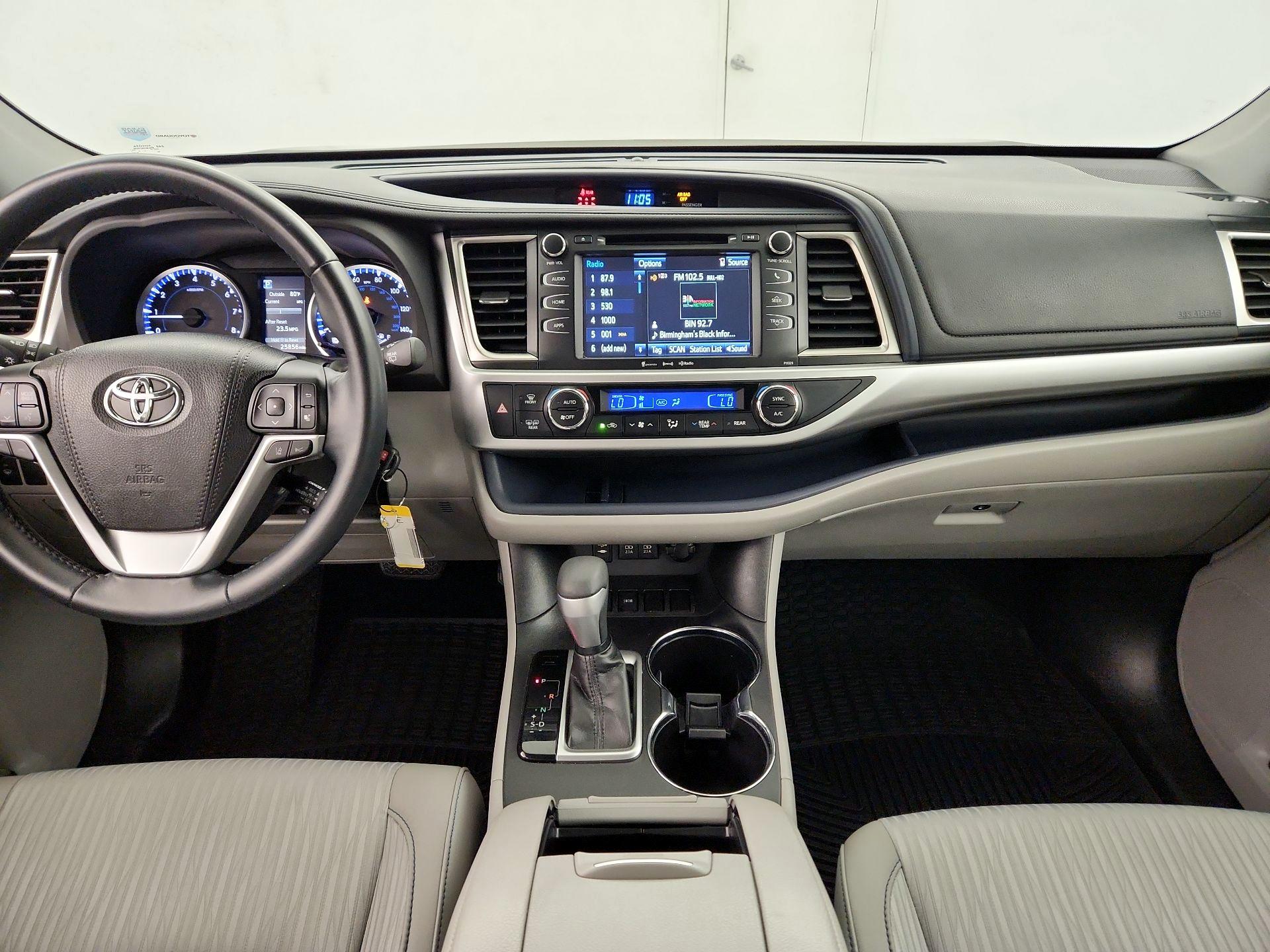 Thumbnail: 2018 Toyota Highlander - 8