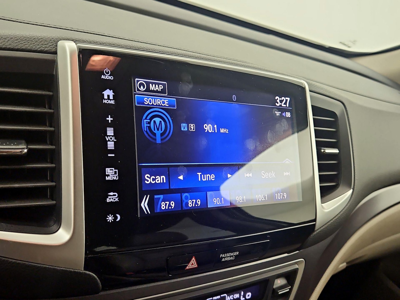 2017 Honda Pilot EX-L - Photo 16