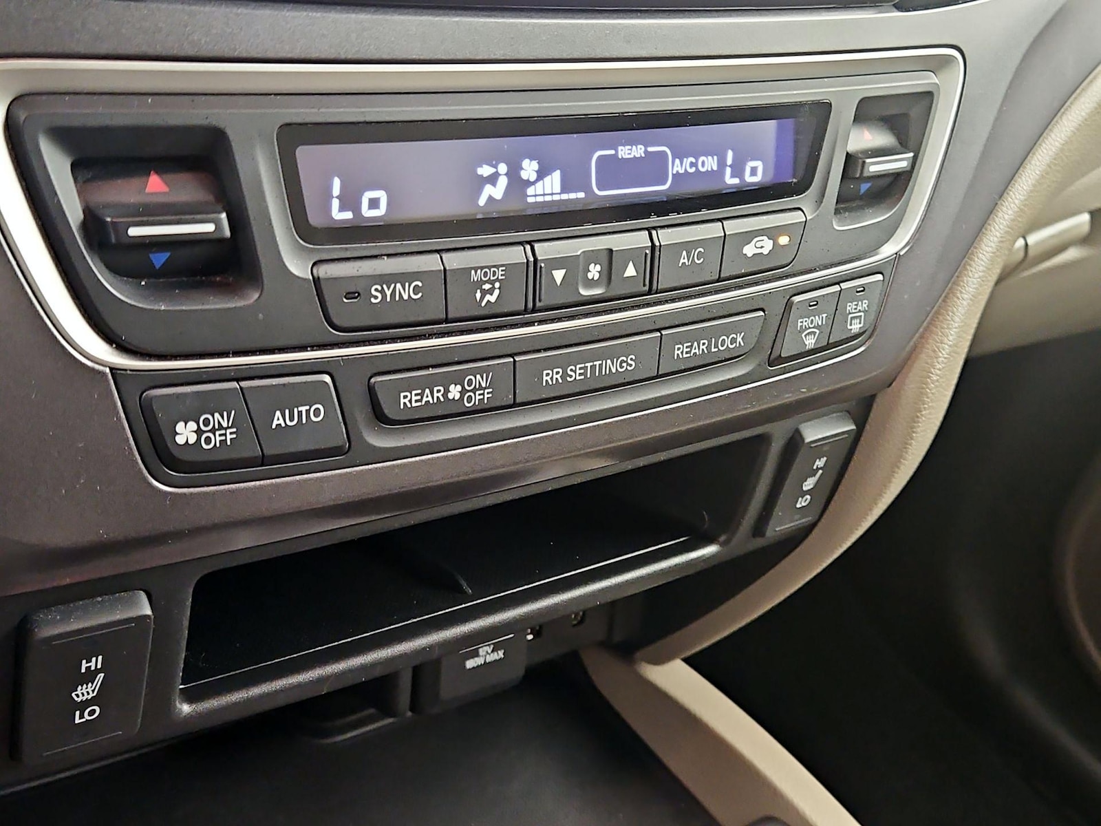 2017 Honda Pilot EX-L - Photo 17