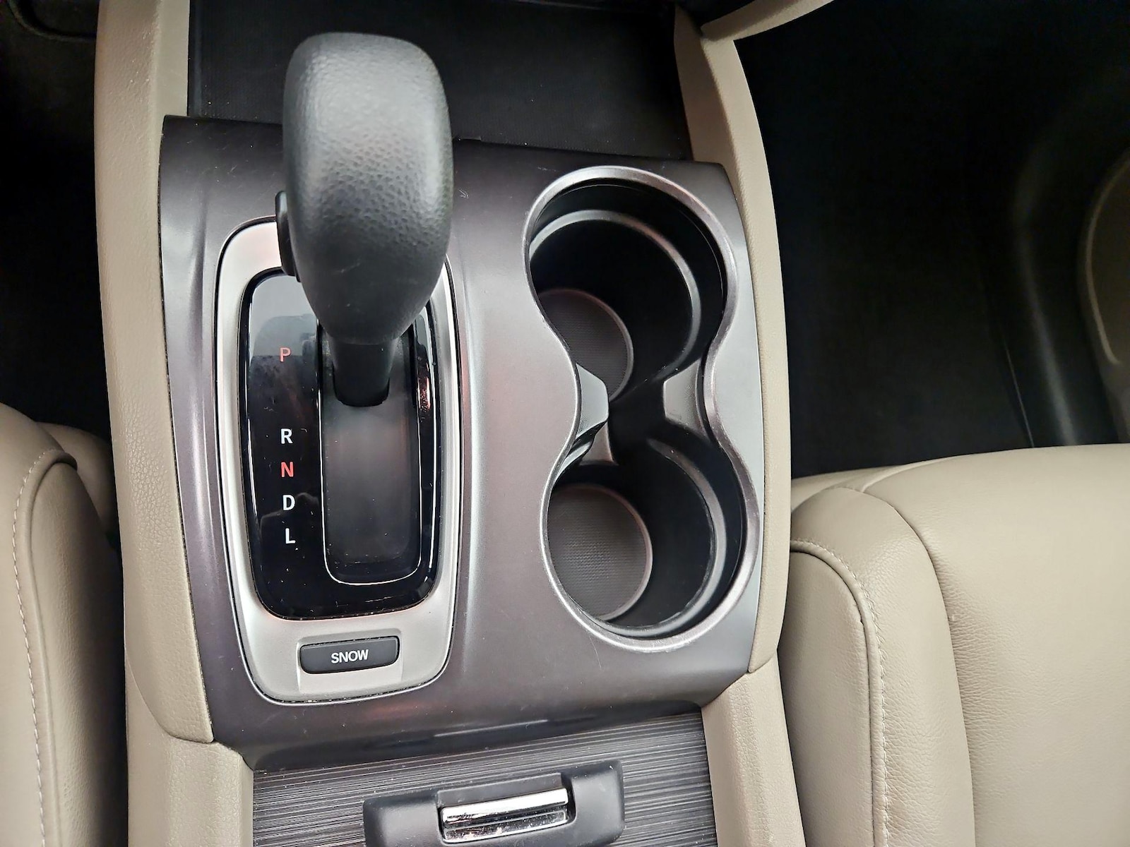 2017 Honda Pilot EX-L - Photo 18
