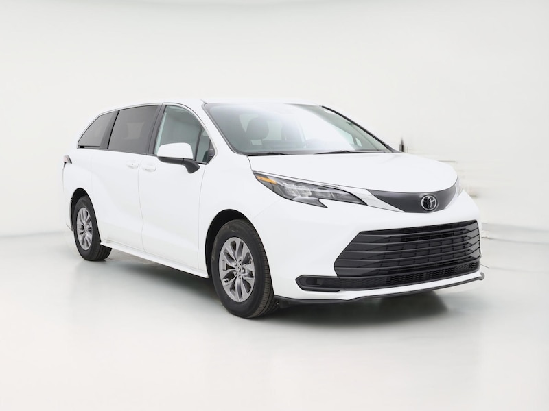 2026 Toyota Sienna LE