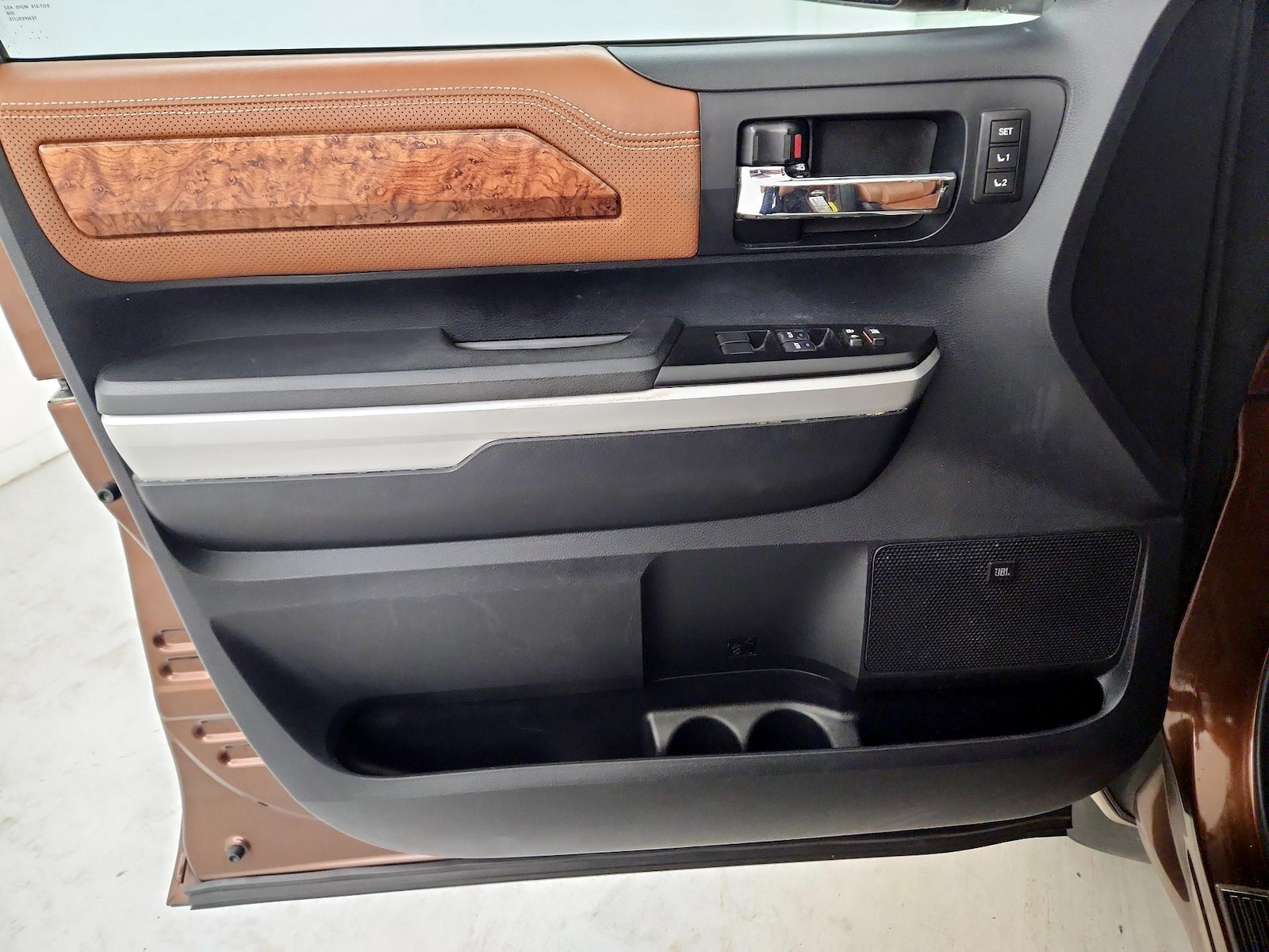 2015 Toyota Tundra 1794 Edition - Photo 11