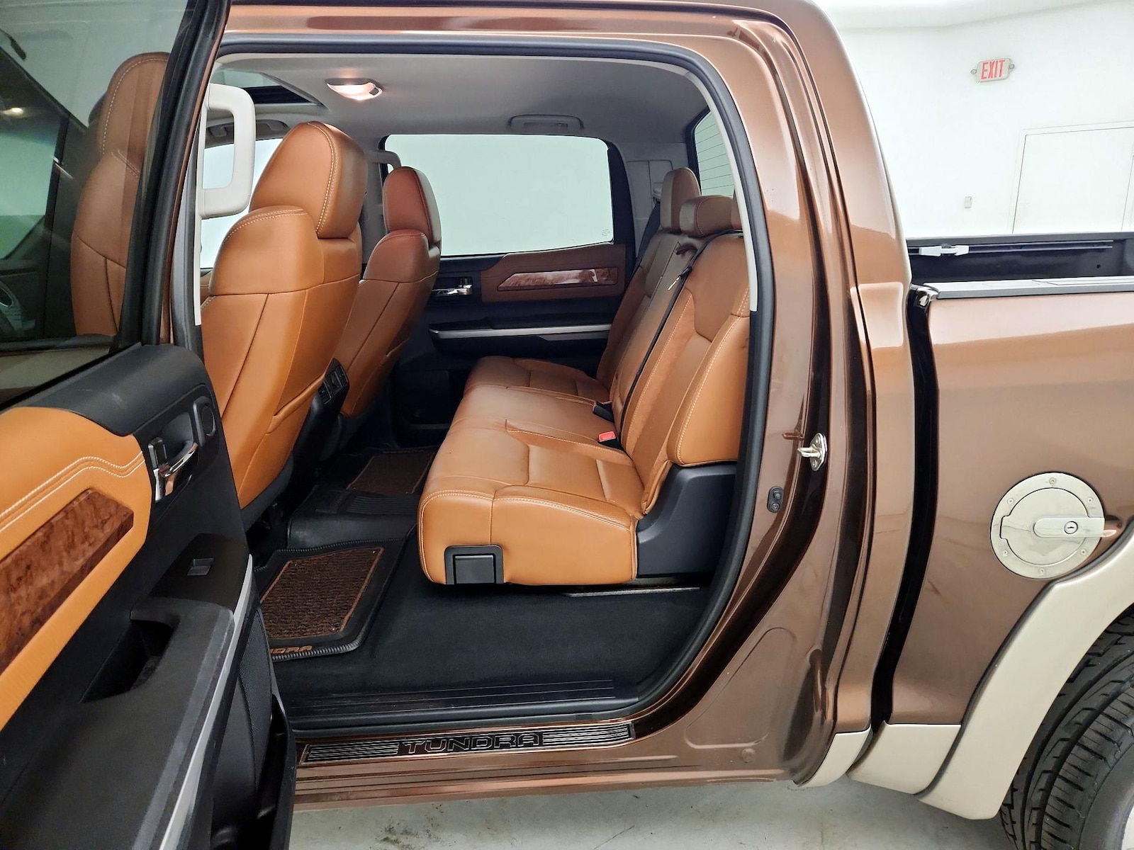 2015 Toyota Tundra 1794 Edition - Photo 20