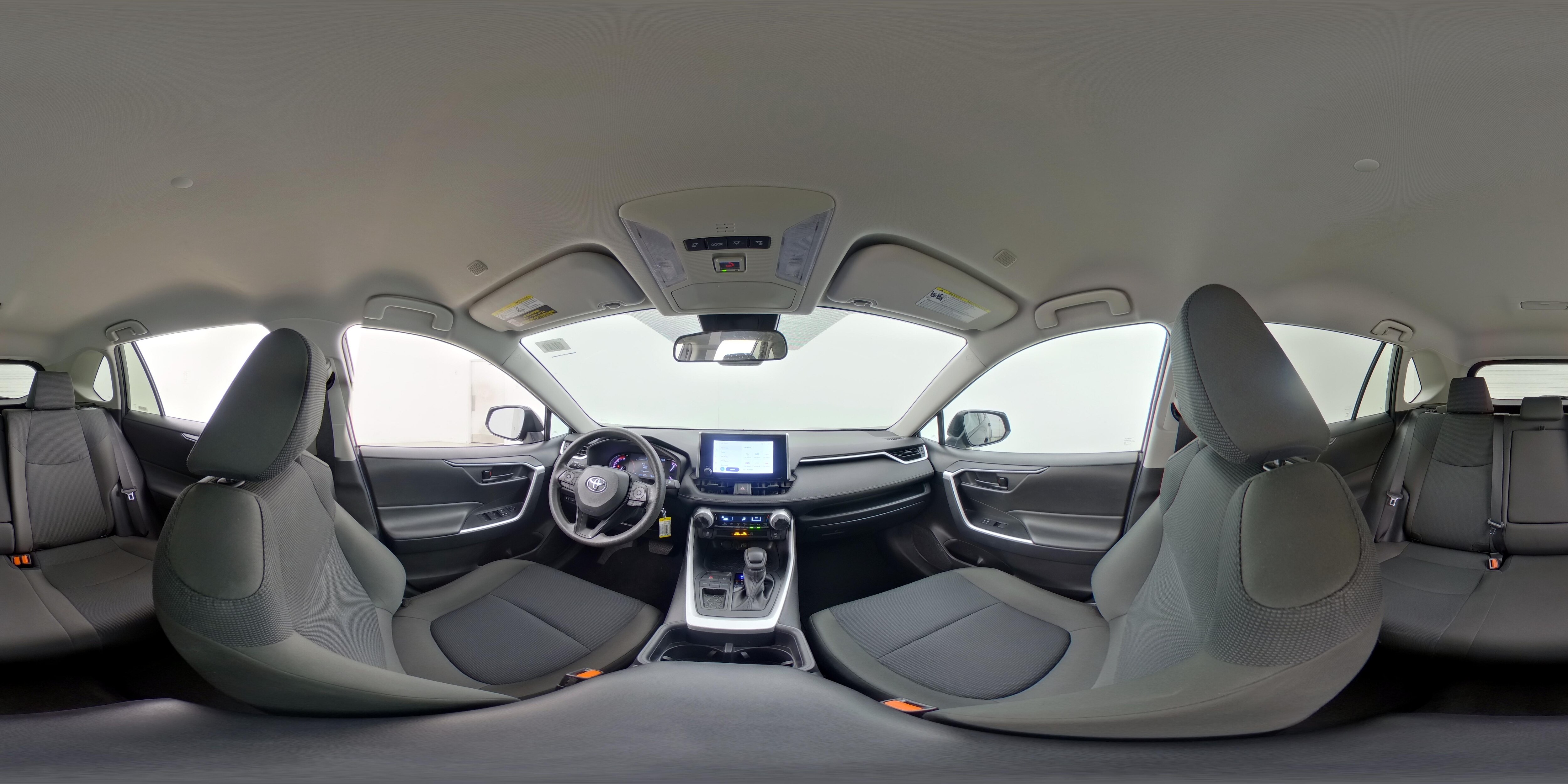 2025 Toyota RAV4 LE - Photo 24