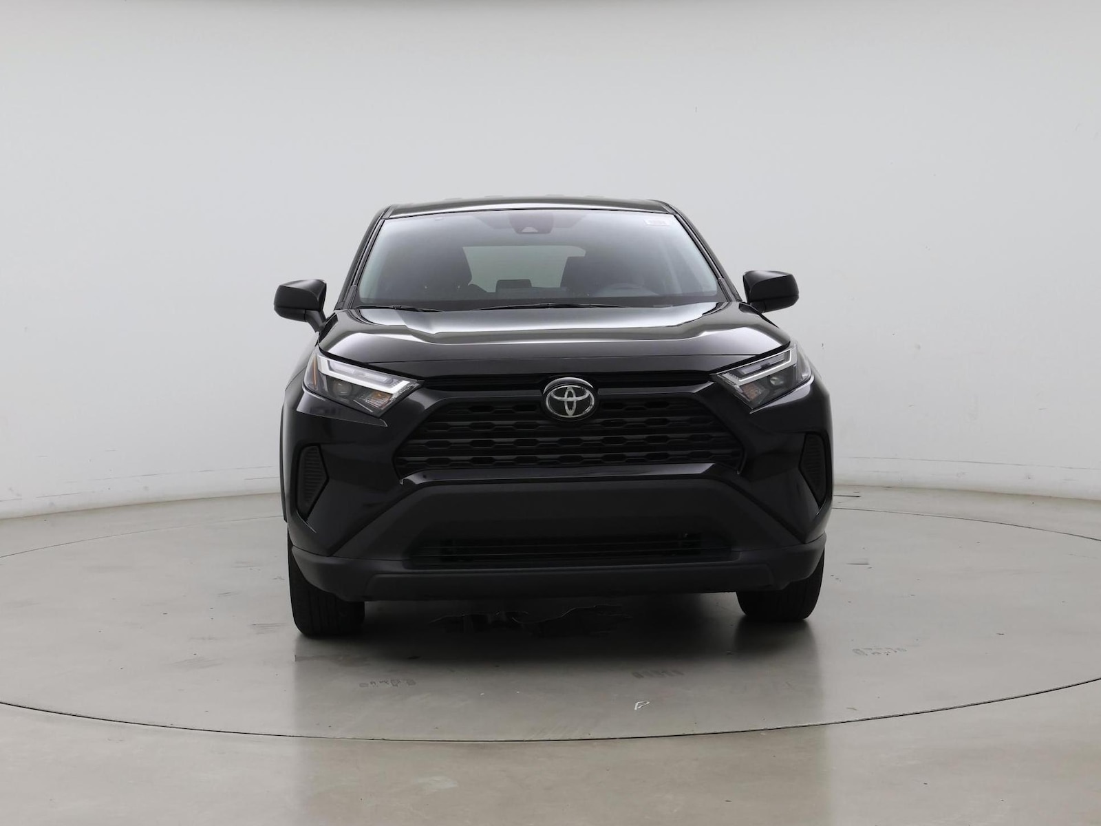 2025 Toyota RAV4 LE - Photo 6