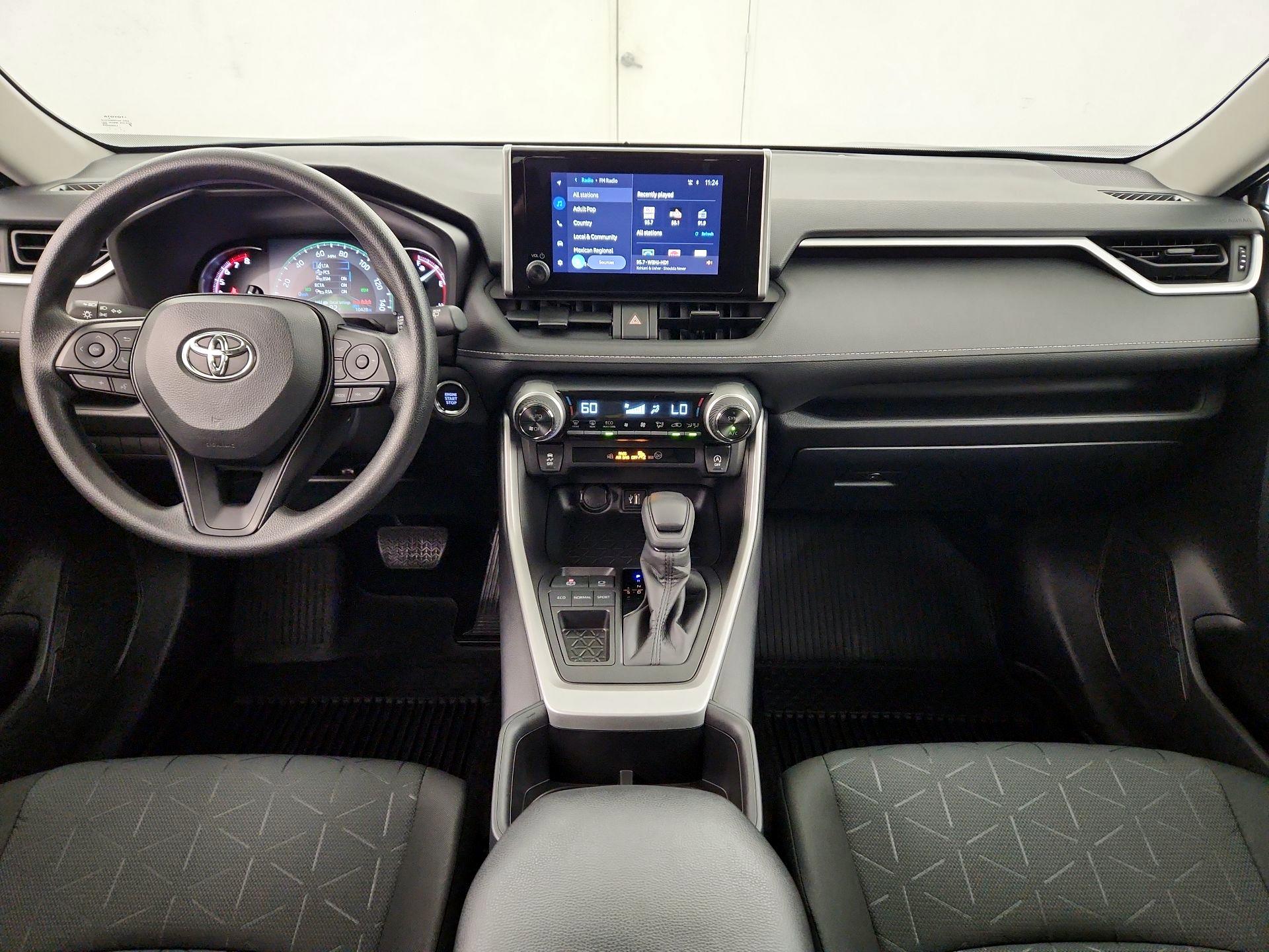 Thumbnail: 2025 Toyota RAV4 - 8