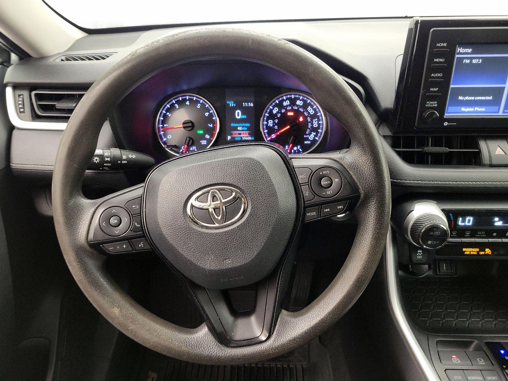 Thumbnail: 2020 Toyota RAV4 - 10