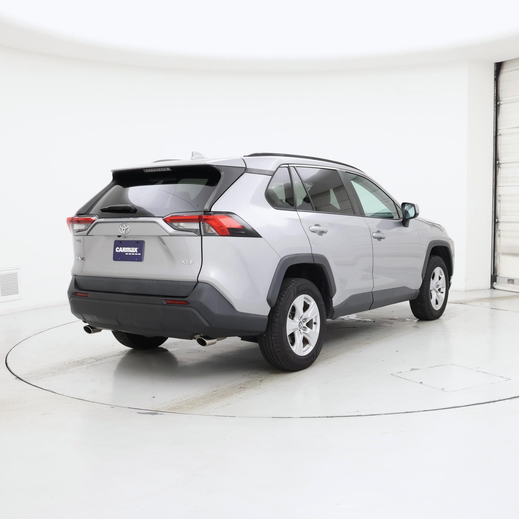 Thumbnail: 2020 Toyota RAV4 - 8