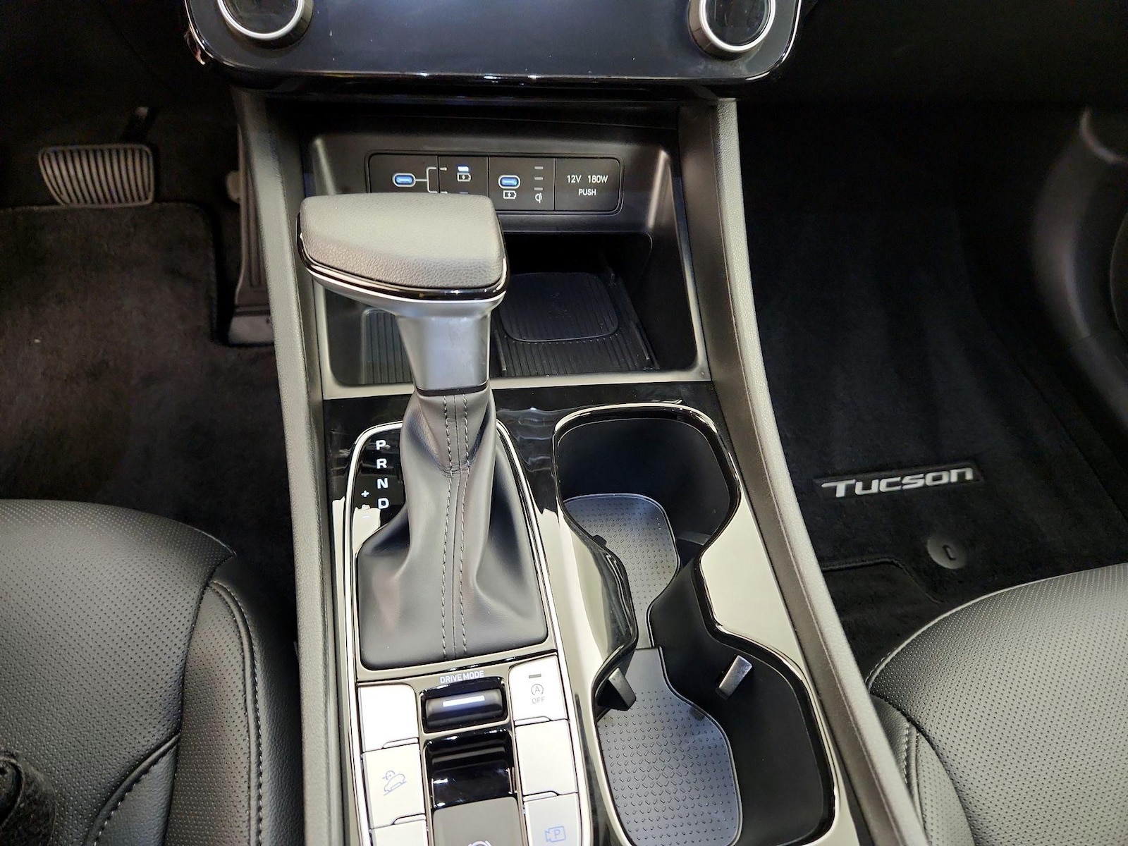 2026 Hyundai Tucson SEL Premium - Photo 17