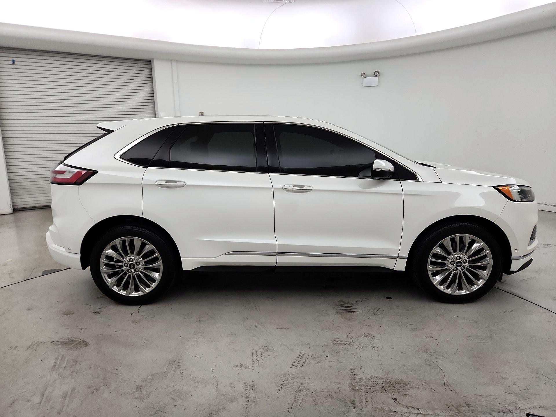 Thumbnail: 2020 Ford Edge - 4