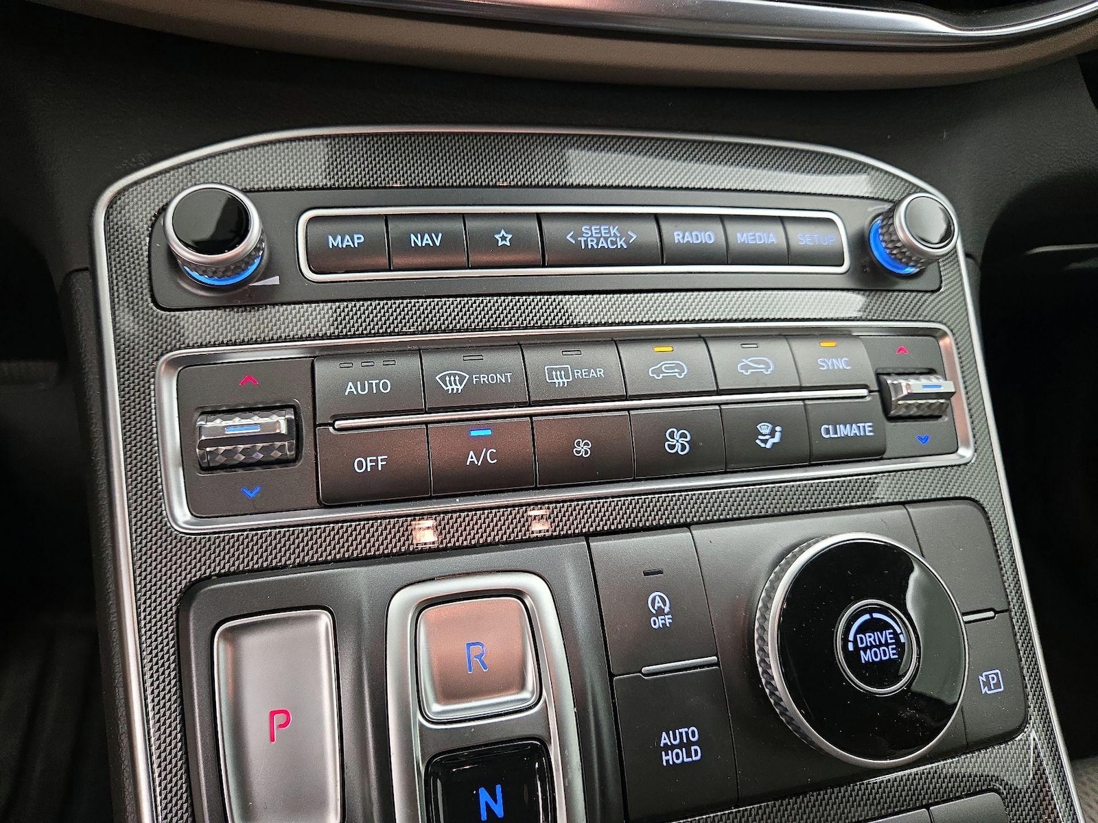 2023 Hyundai Santa Fe SEL - Photo 18