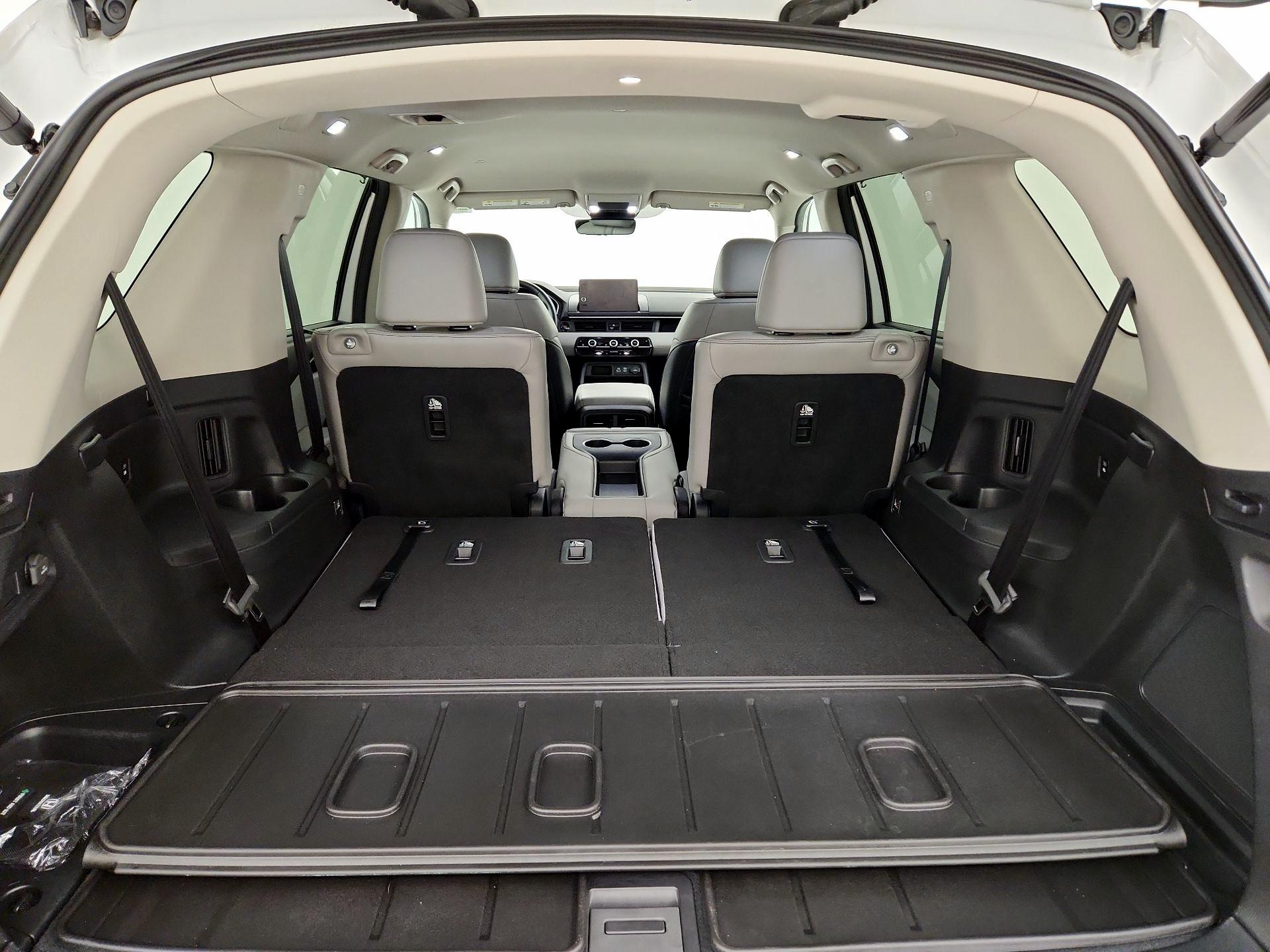 Thumbnail: 2025 Honda Pilot - 20