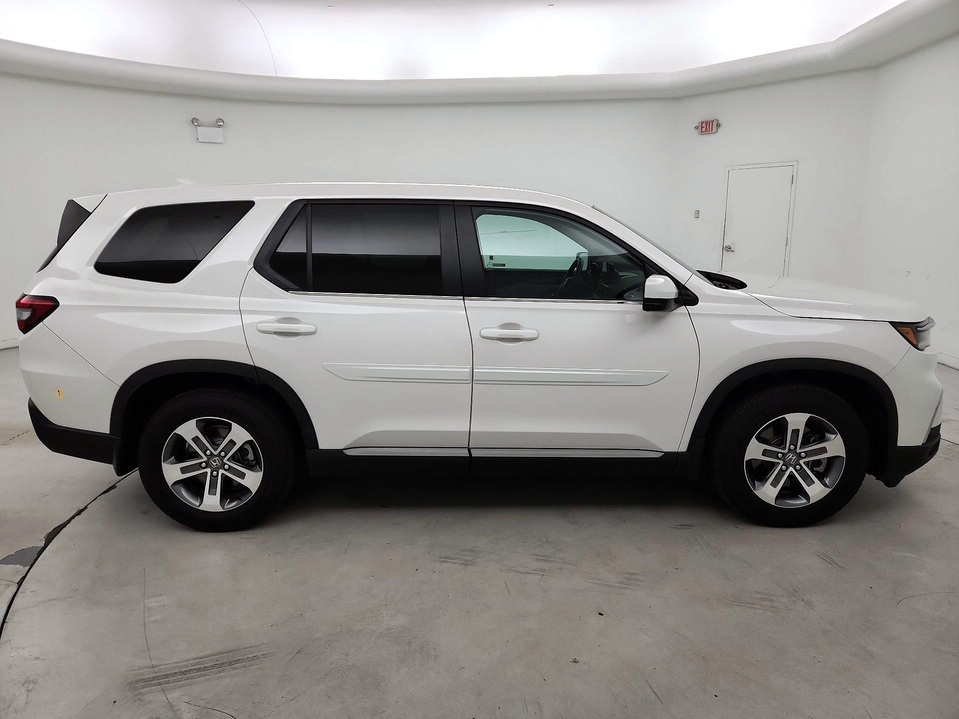 Thumbnail: 2025 Honda Pilot - 4