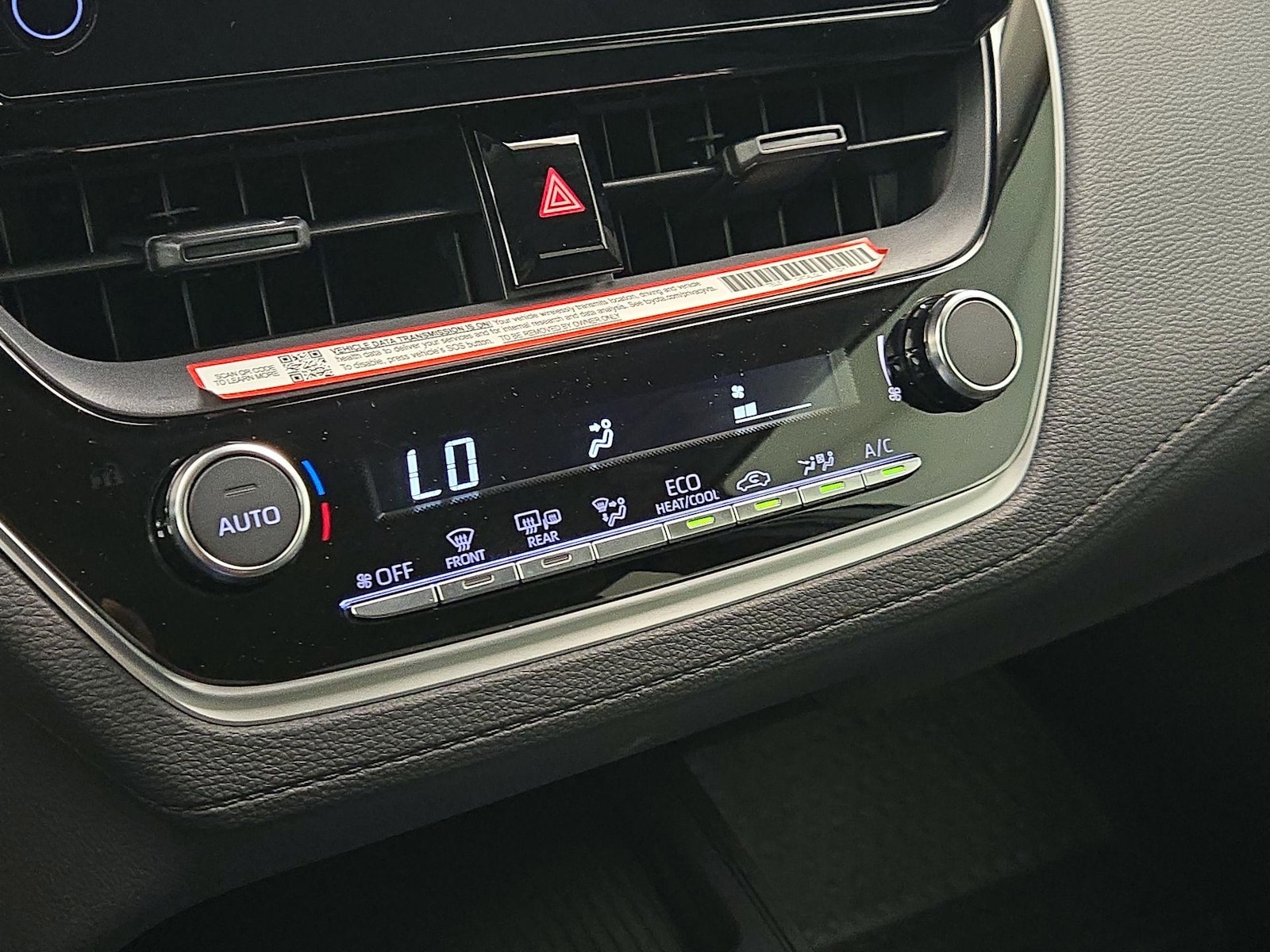2026 Toyota Corolla Cross LE - Photo 18