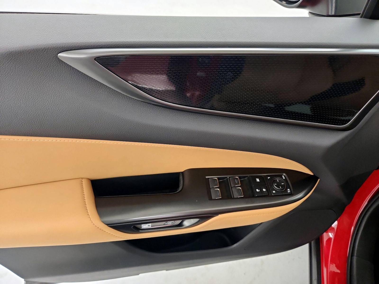 2024 Lexus NX 250 - Photo 11
