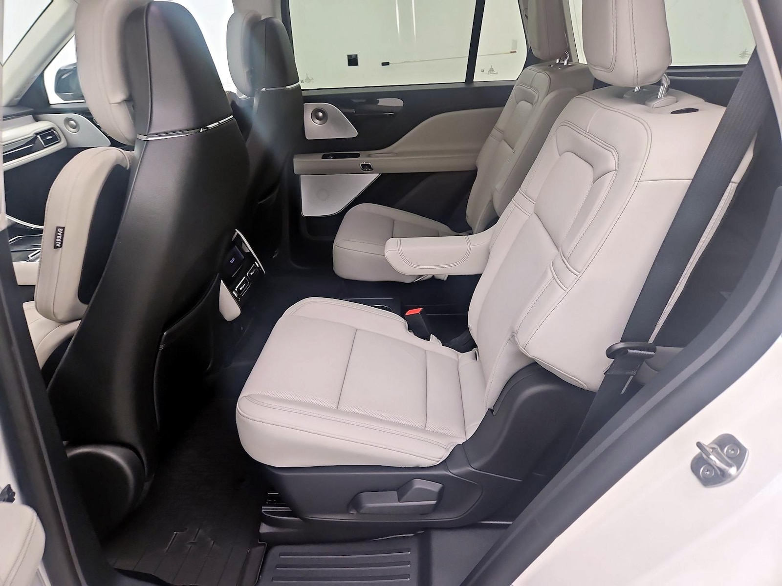 Rear Air Conditioning
