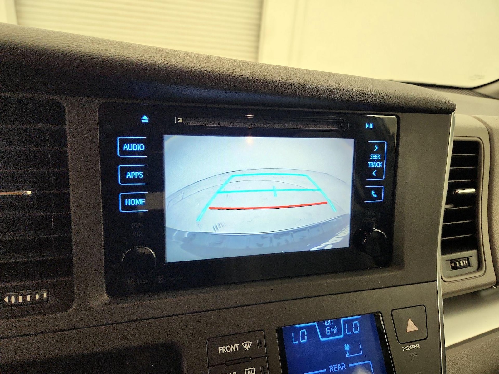 2015 Toyota Sienna LE - Photo 13