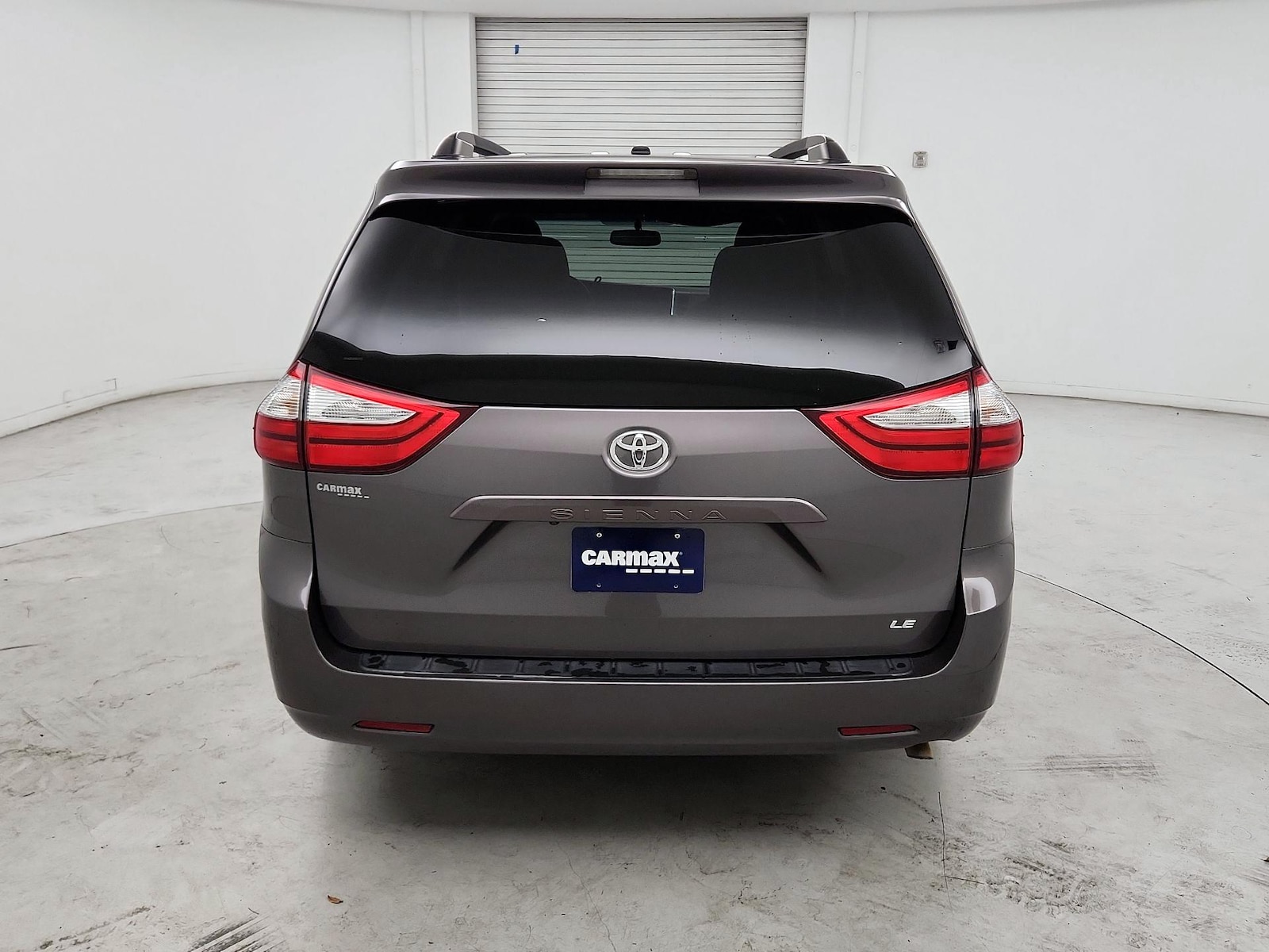 2015 Toyota Sienna LE - Photo 6