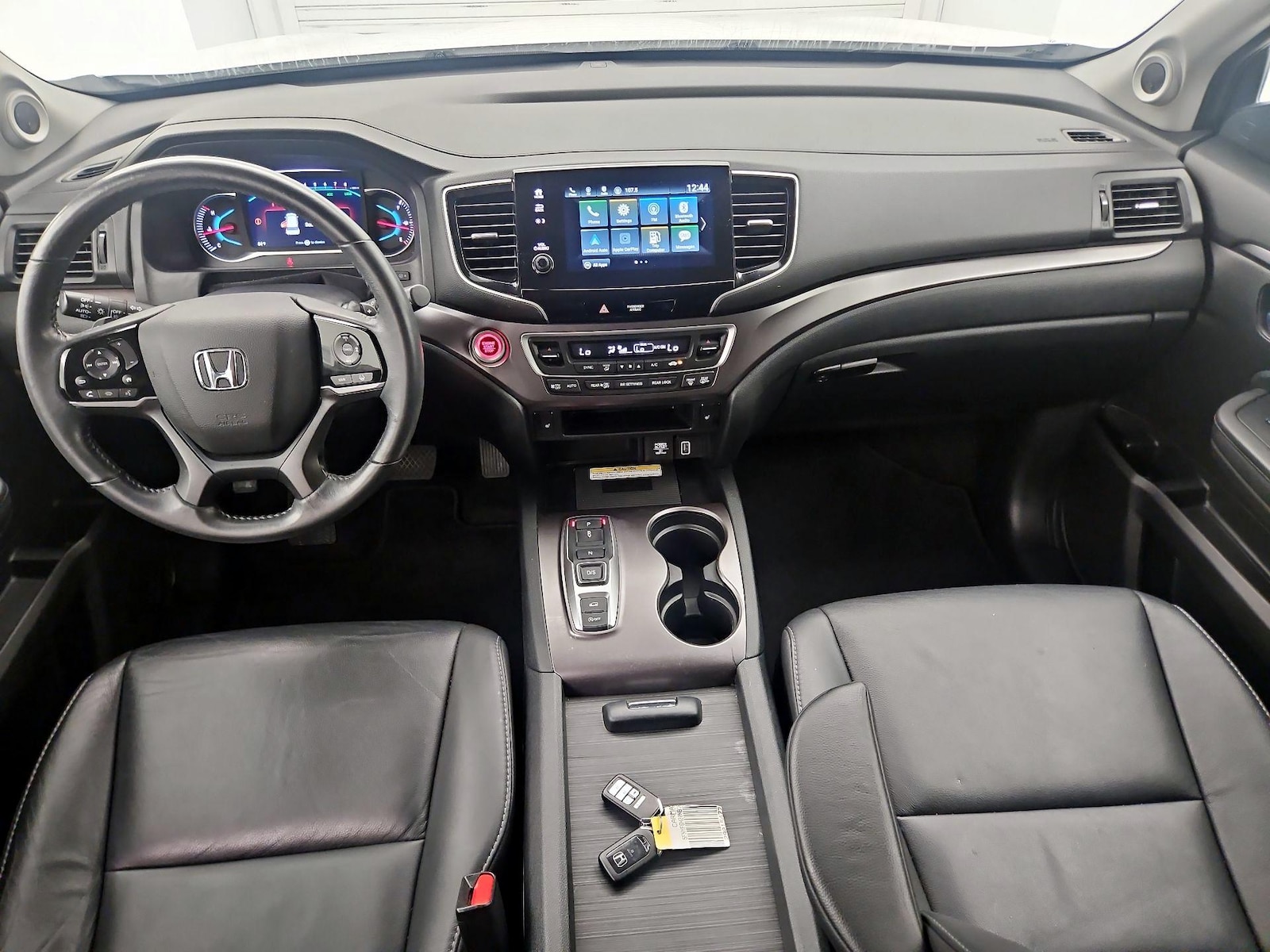Apple CarPlay® & Android Auto™