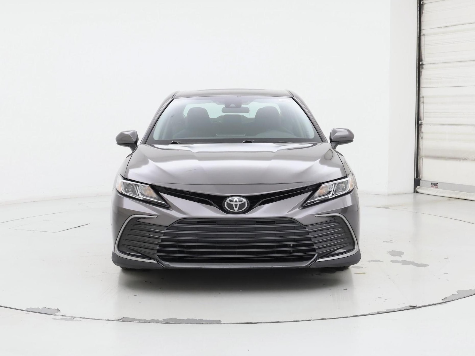 2023 Toyota Camry LE - Photo 6