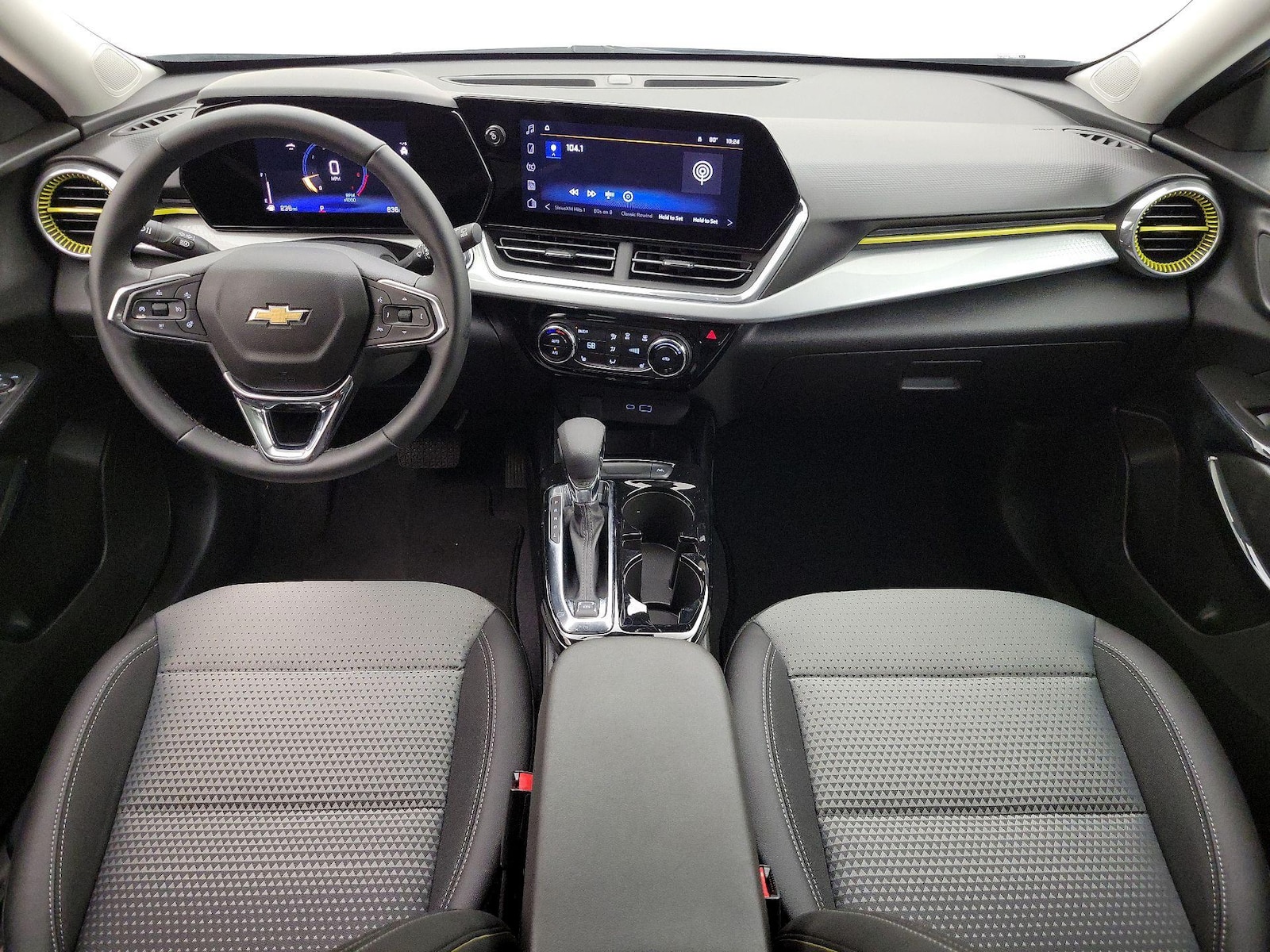 2026 Chevrolet Trax LT - Photo 10