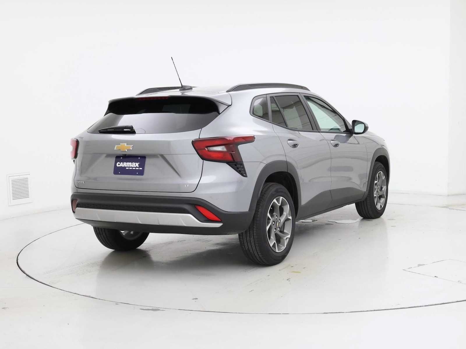 2026 Chevrolet Trax LT - Photo 9