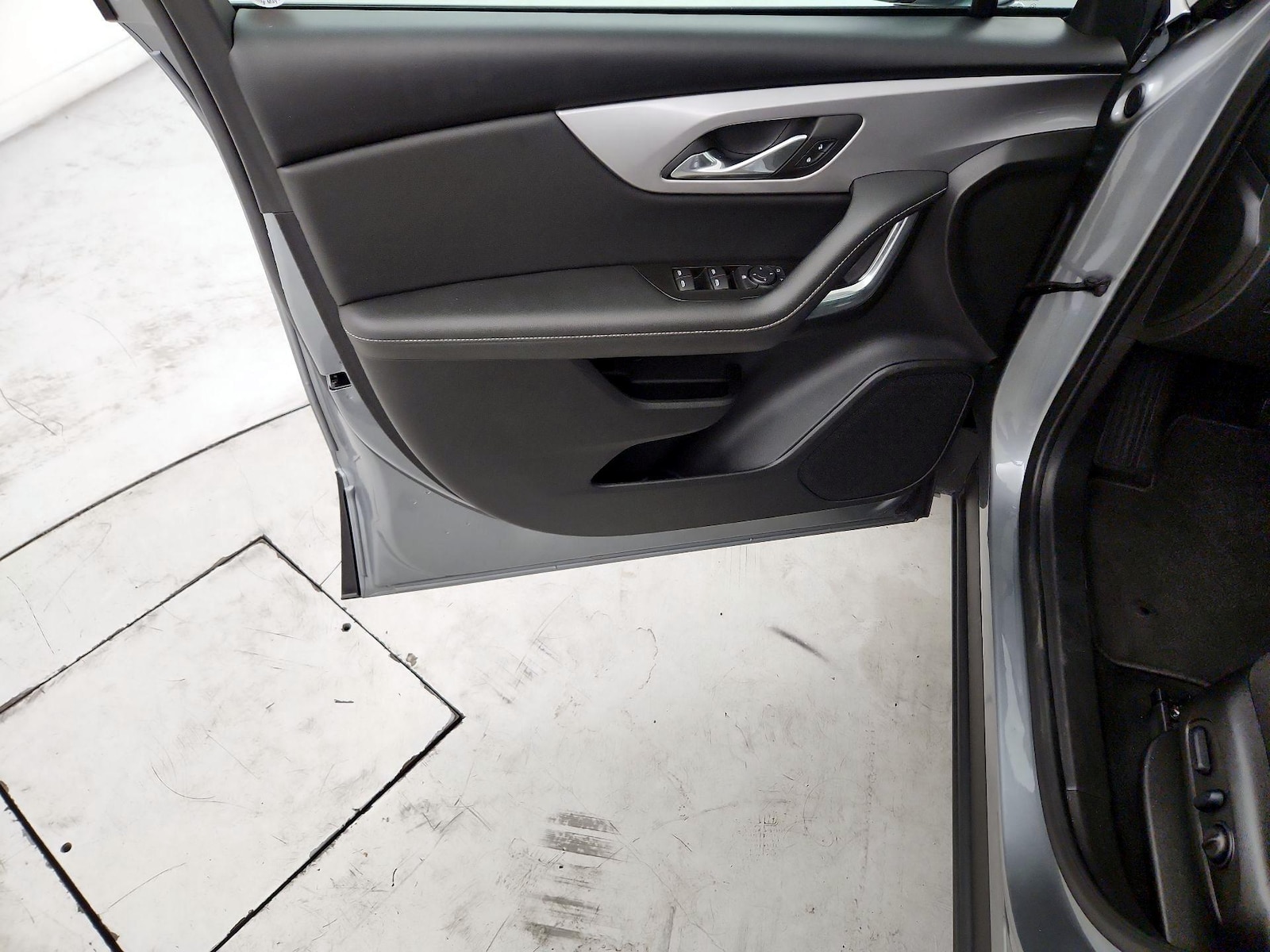 2025 Chevrolet Blazer 2LT - Photo 11