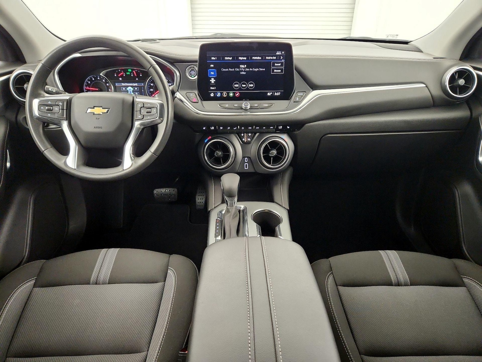 2025 Chevrolet Blazer 2LT - Photo 8