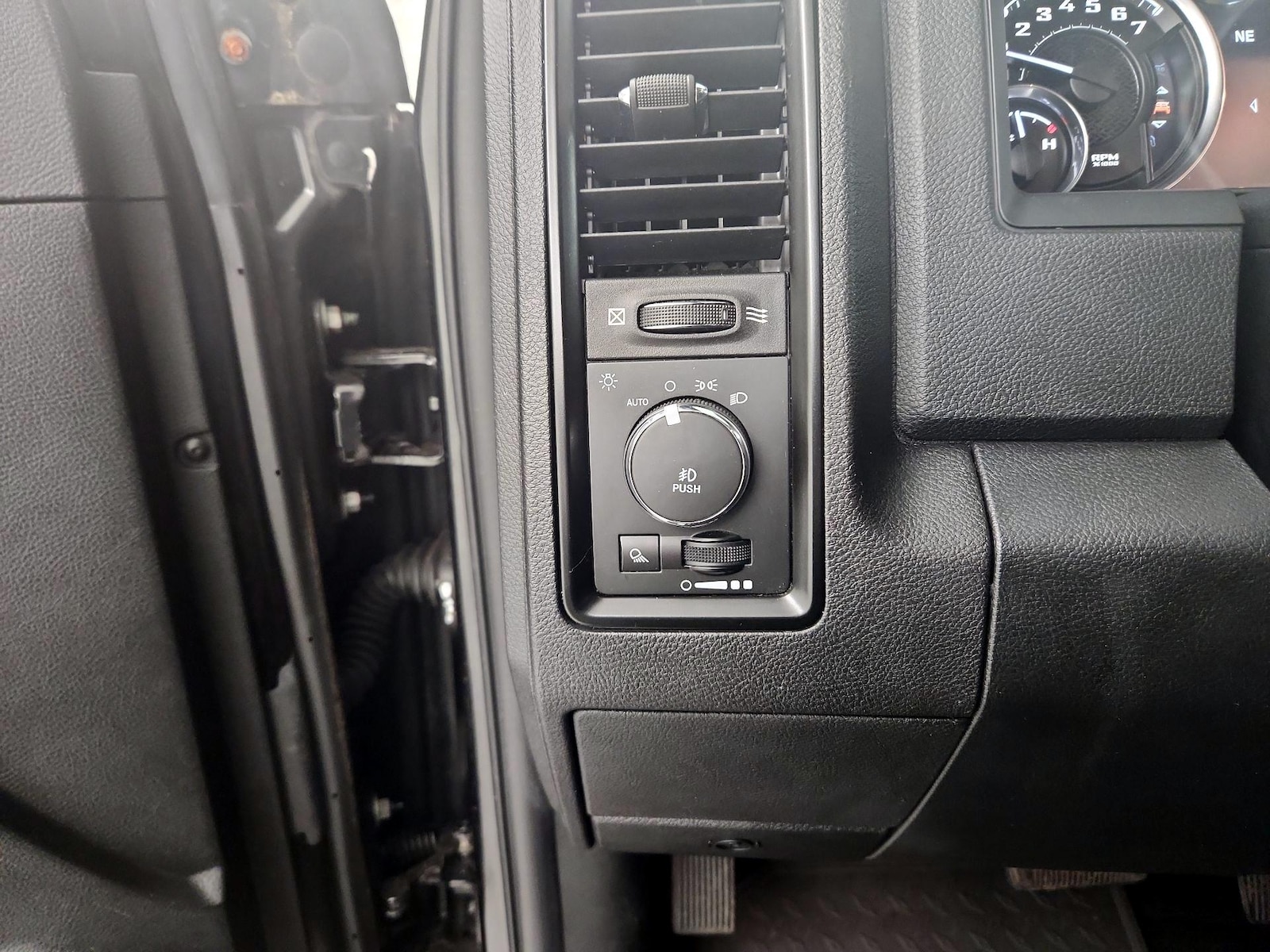 2017 RAM Ram 1500 Pickup Rebel - Photo 12