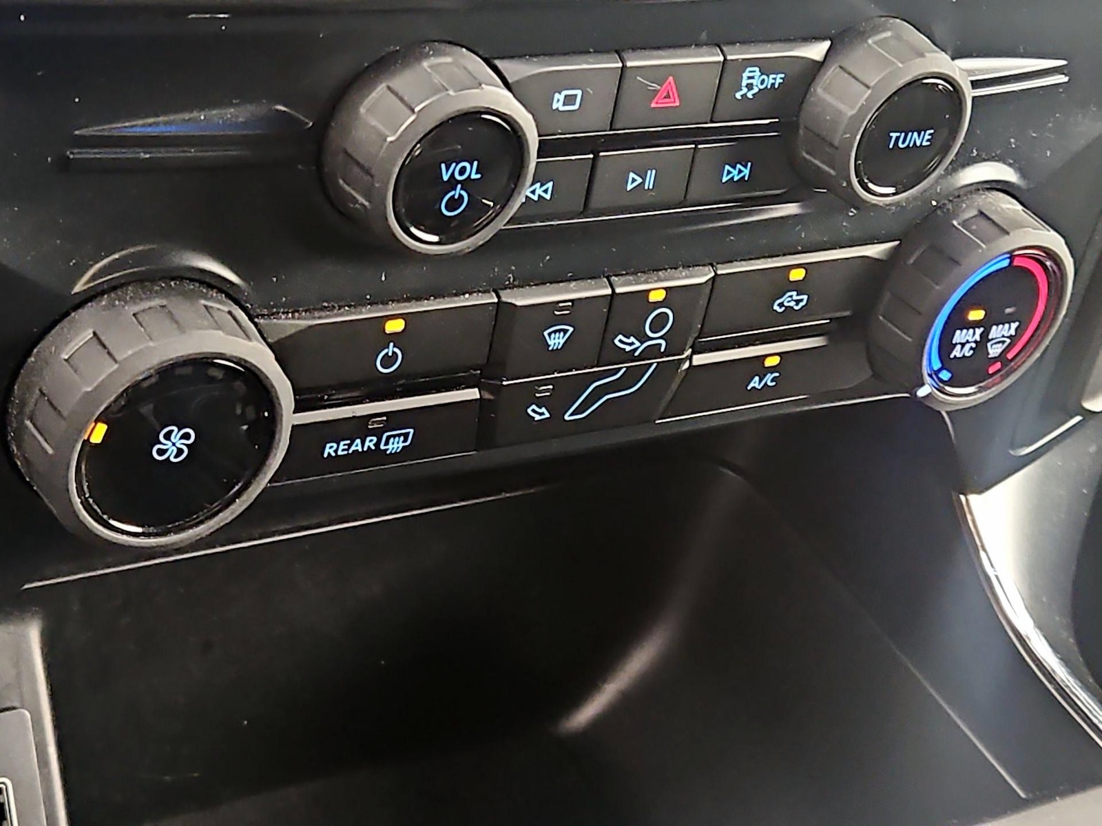 2025 Ford F-150 STX - Photo 17