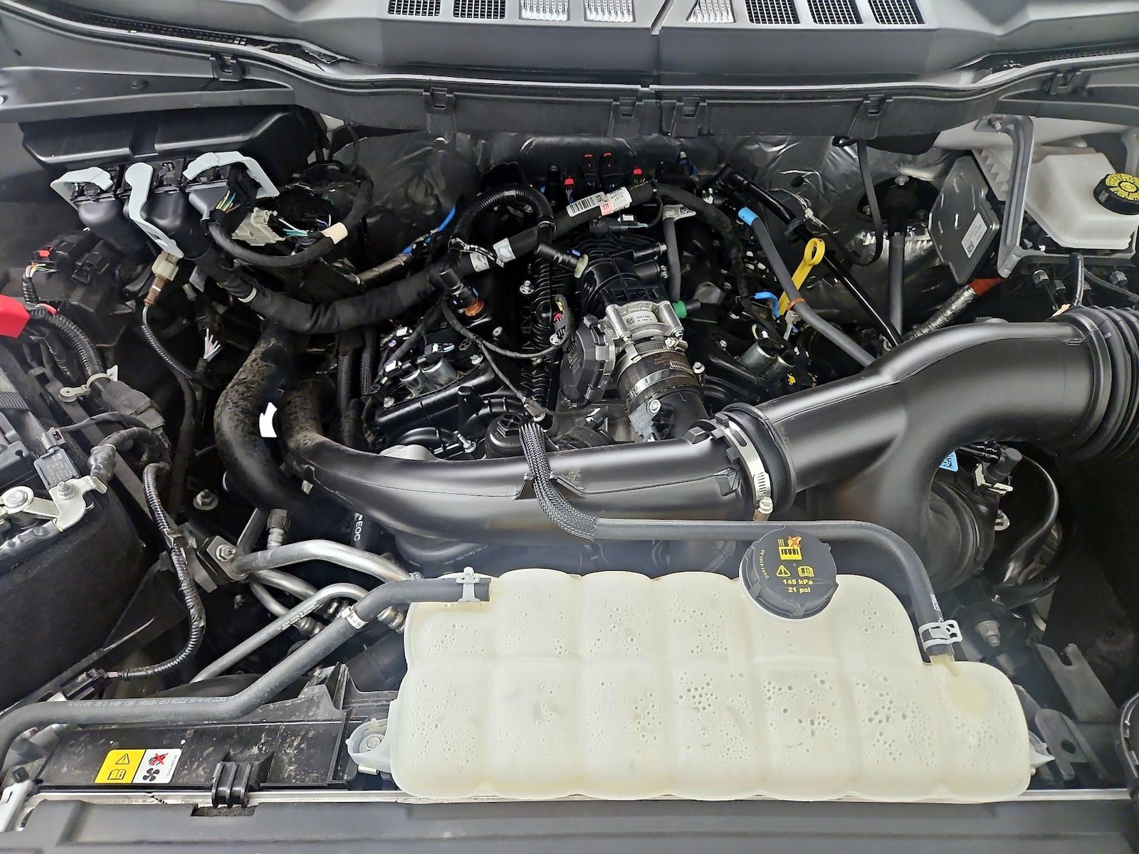 2025 Ford F-150 STX - Photo 22