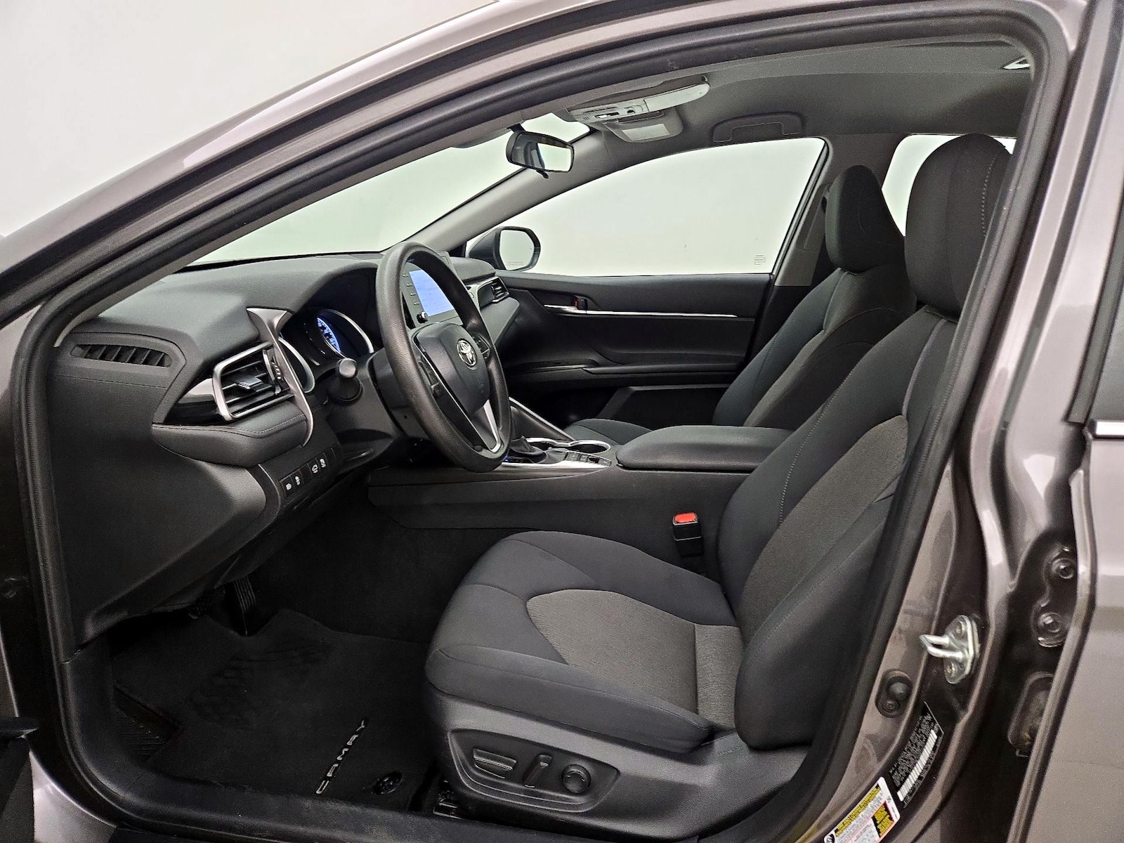 2023 Toyota Camry LE - Photo 12