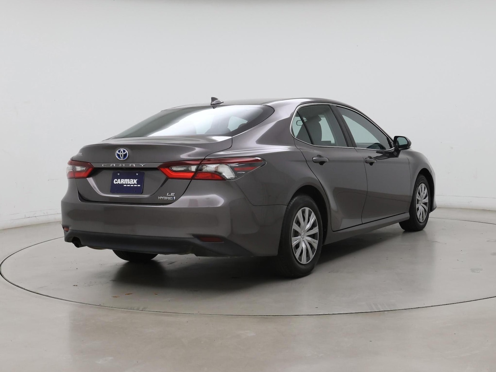 2023 Toyota Camry LE - Photo 9