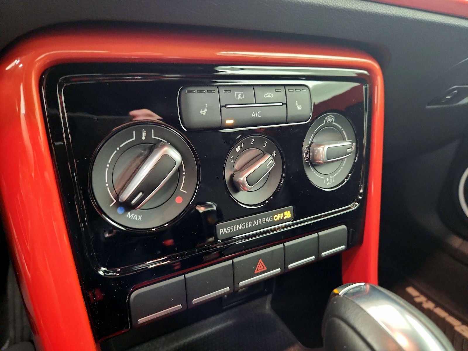 2019 Volkswagen Beetle S - Photo 15