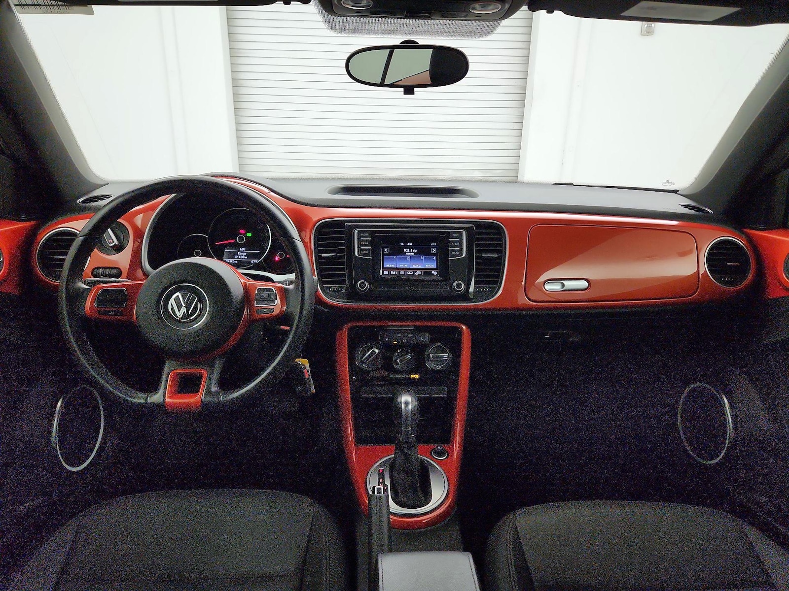 2019 Volkswagen Beetle S - Photo 8