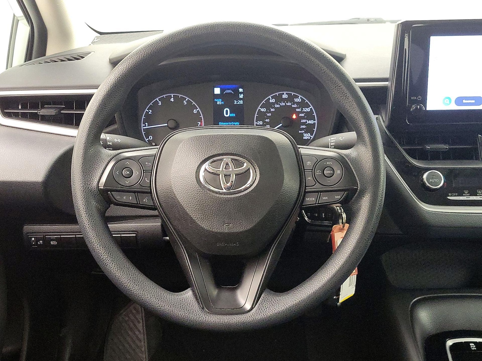 2025 Toyota Corolla LE - Photo 11