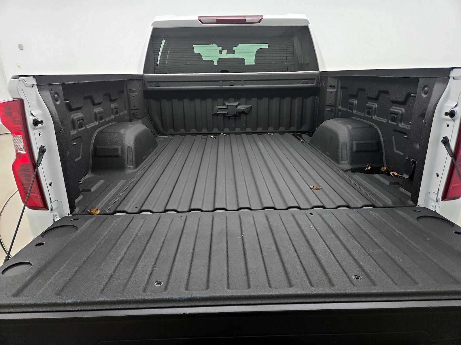 2025 Chevrolet Silverado 1500 LT - Photo 22