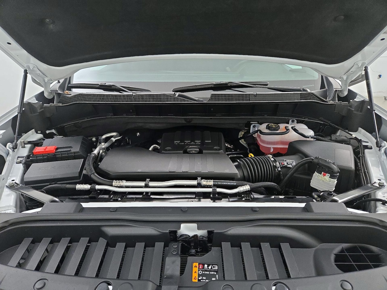 2025 Chevrolet Silverado 1500 LT - Photo 23