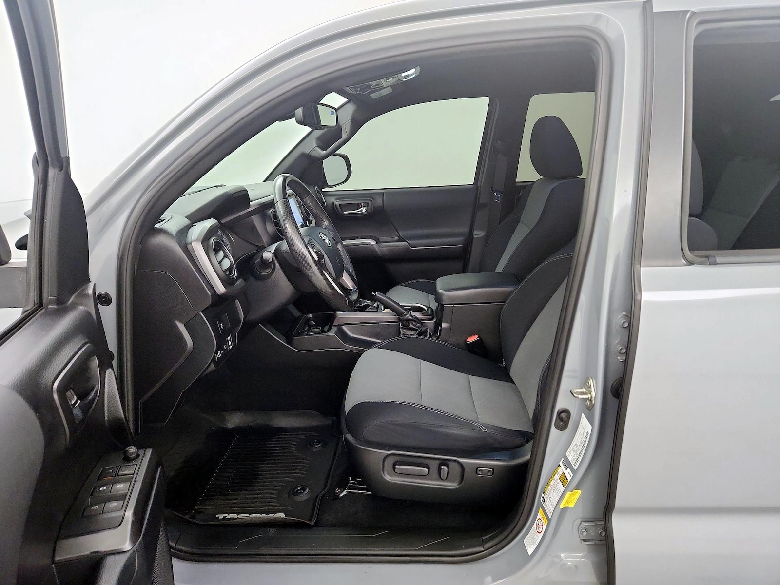 Power Seat(s) & Side Airbags