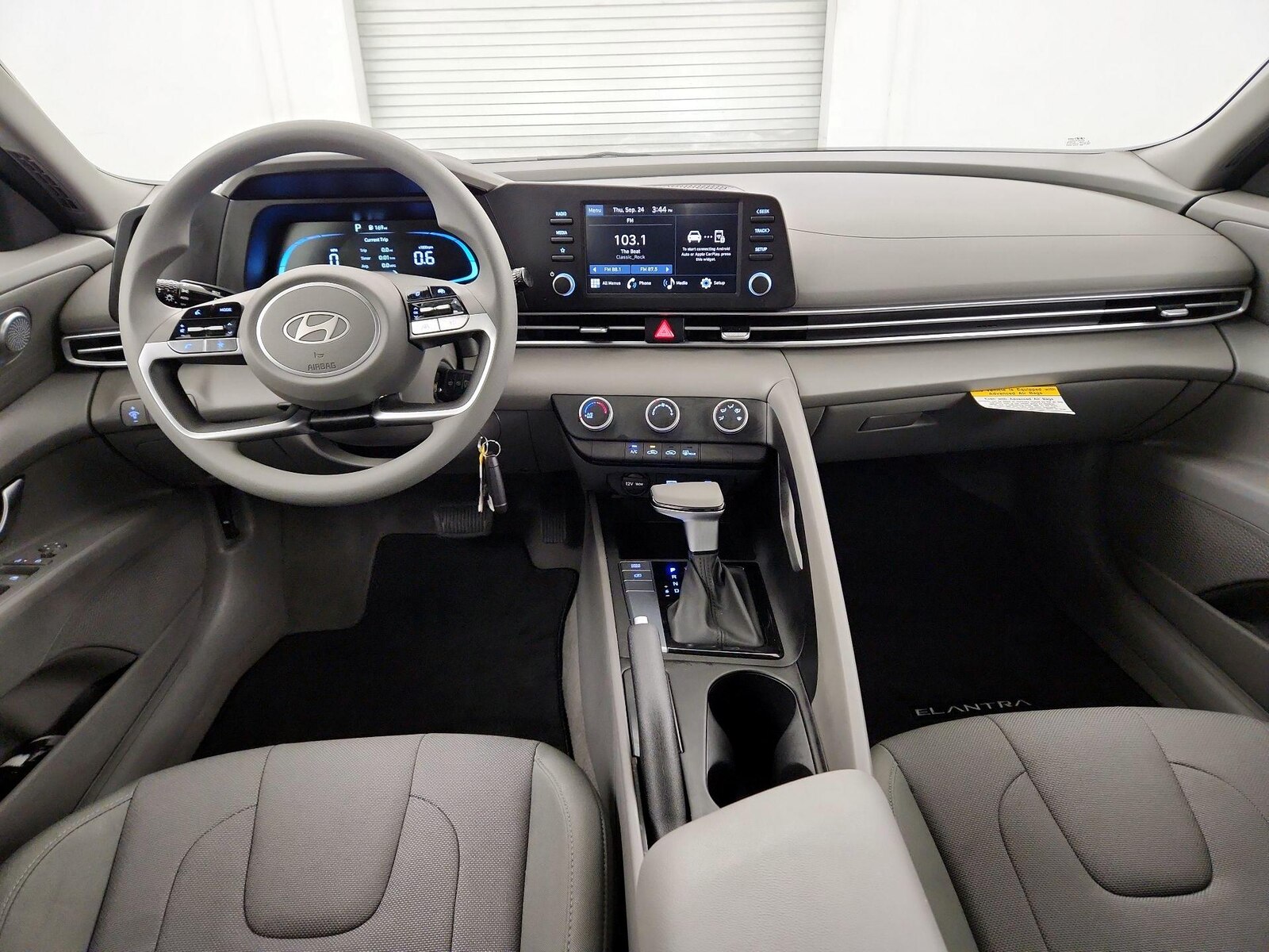 Apple CarPlay® & Android Auto™