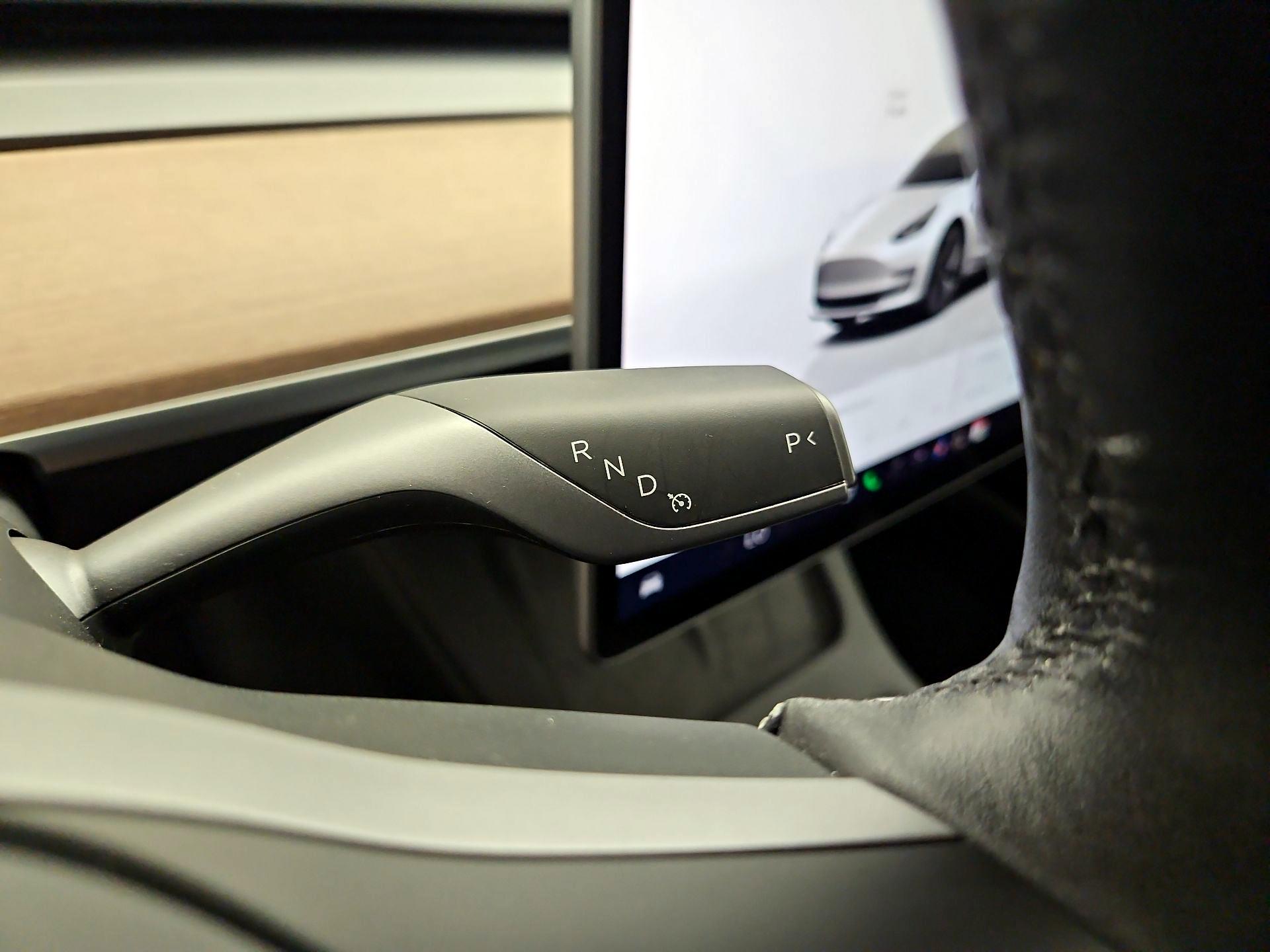 Thumbnail: 2023 Tesla Model 3 - 17