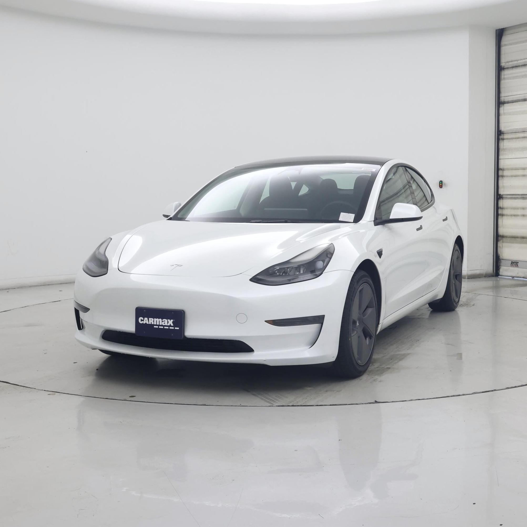 Thumbnail: 2023 Tesla Model 3 - 4
